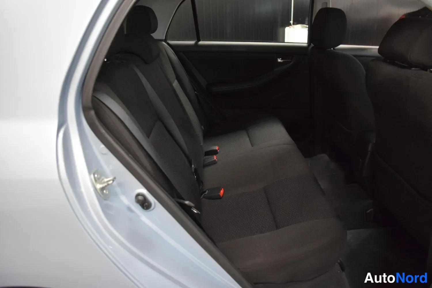 Sininen Toyota Corolla 2005, ulkokuva 13 – Raisio