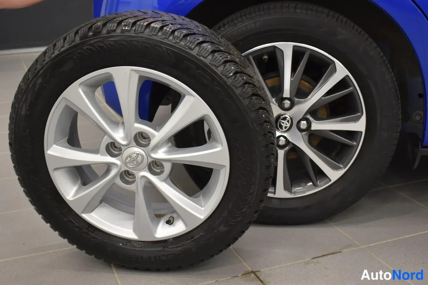 Sininen Toyota Yaris 2019, ulkokuva 11 – Raisio