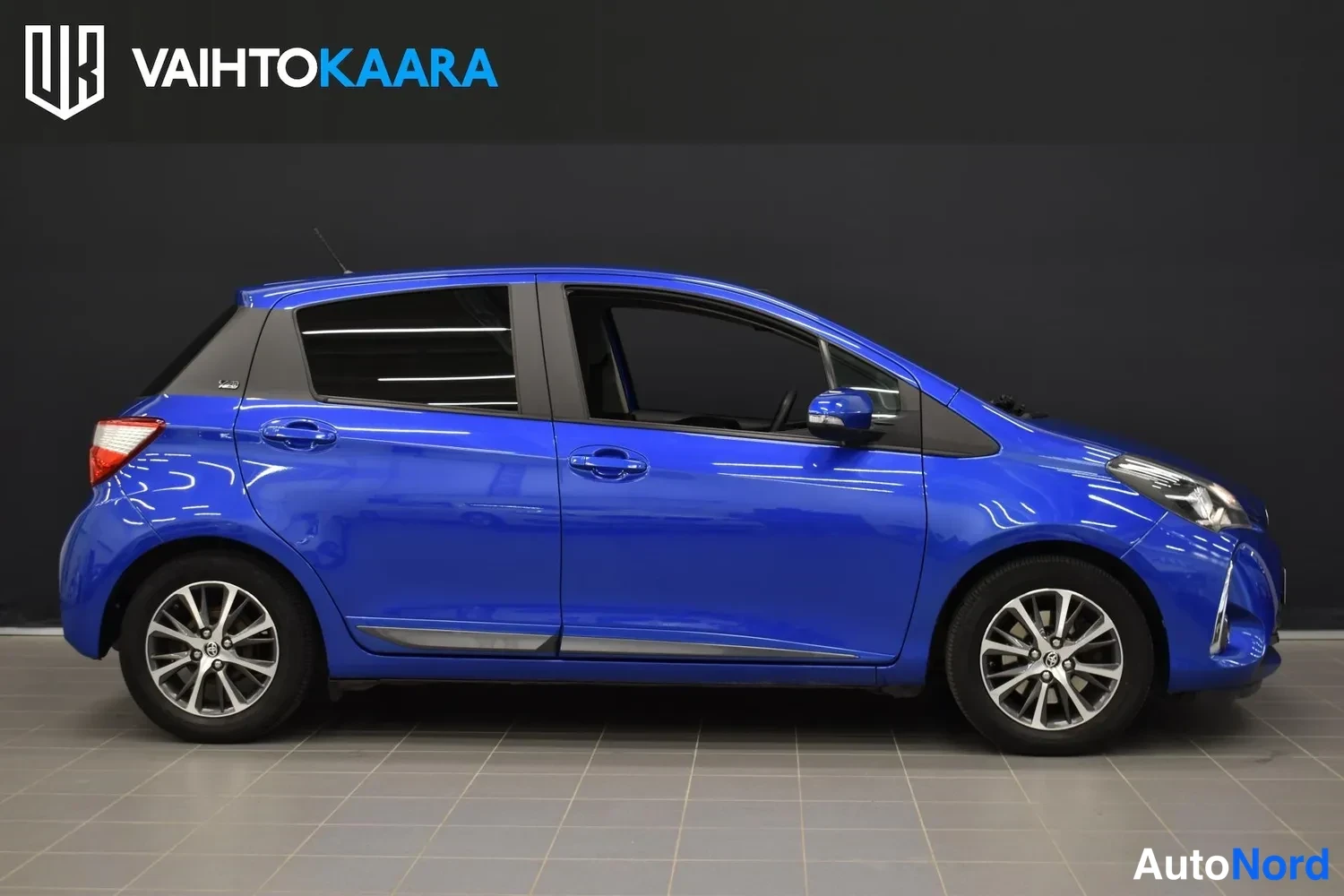 Sininen Toyota Yaris 2019, ulkokuva 5 – Raisio