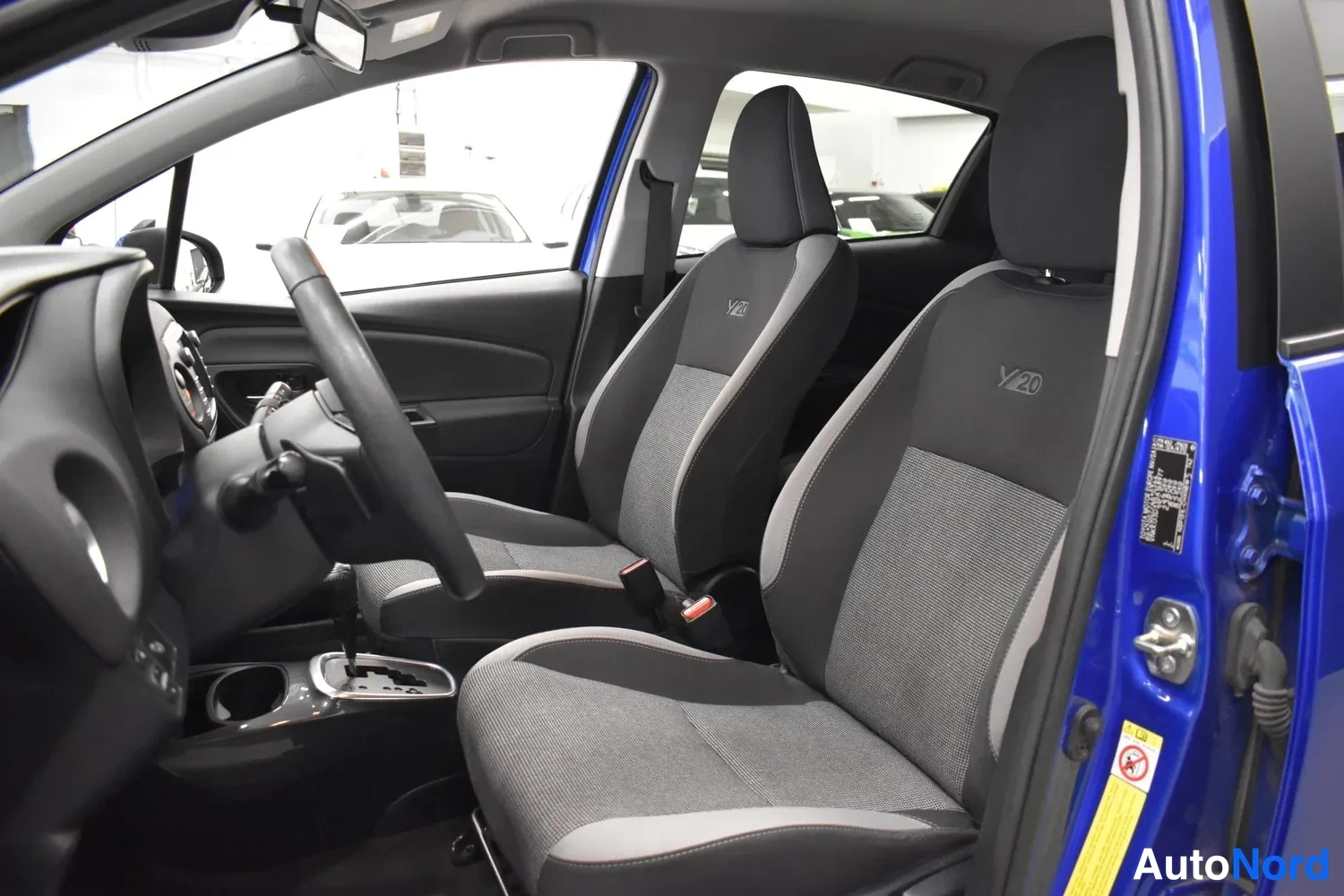 Sininen Toyota Yaris 2019, ulkokuva 7 – Raisio