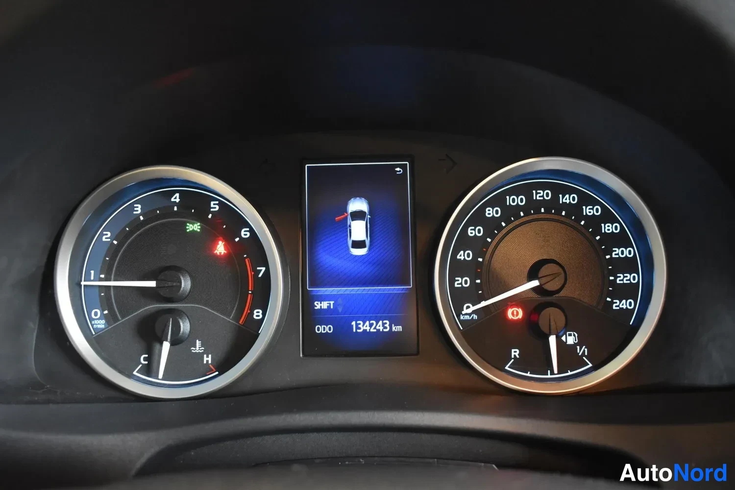 Valkoinen Toyota Corolla 2018, ulkokuva 18 – Raisio
