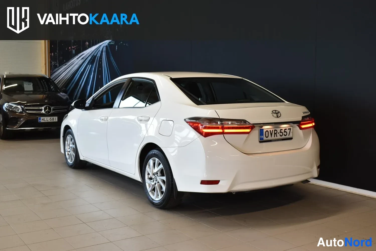 Valkoinen Toyota Corolla 2018, ulkokuva 3 – Raisio