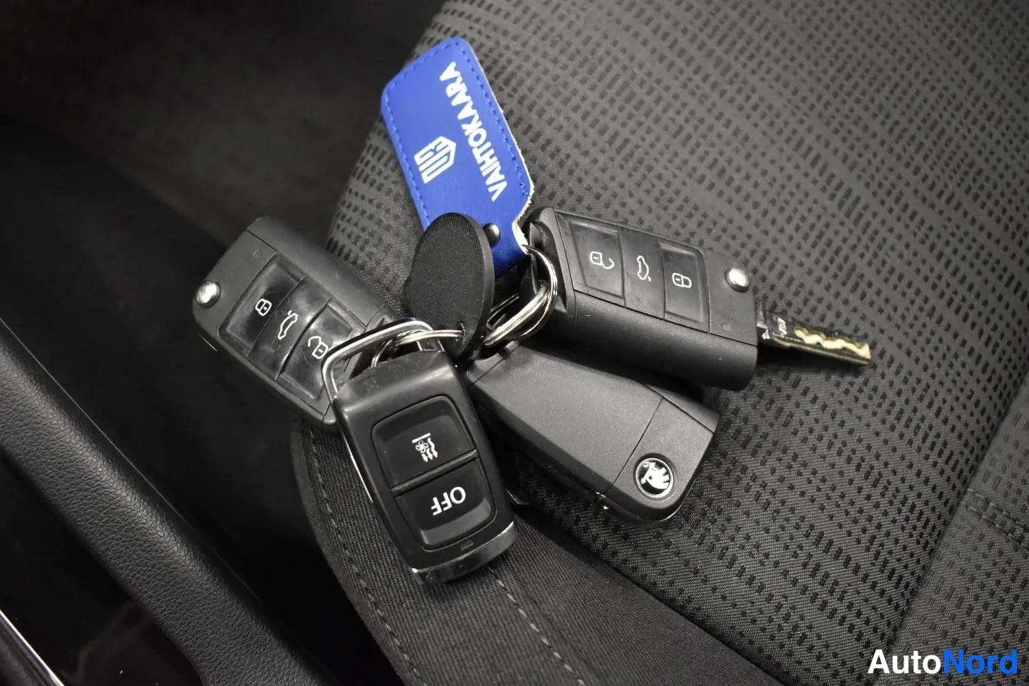 Musta Skoda Octavia 2019, yksityiskohta, kuva 11