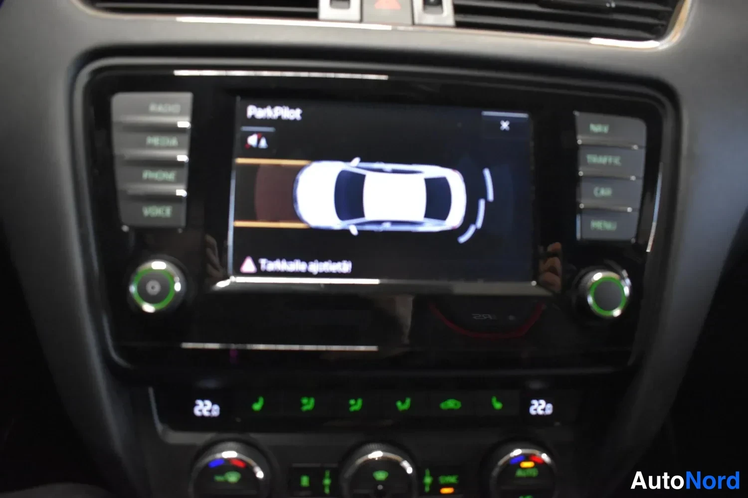 Musta Skoda Octavia 2016, ulkokuva 23 – Raisio