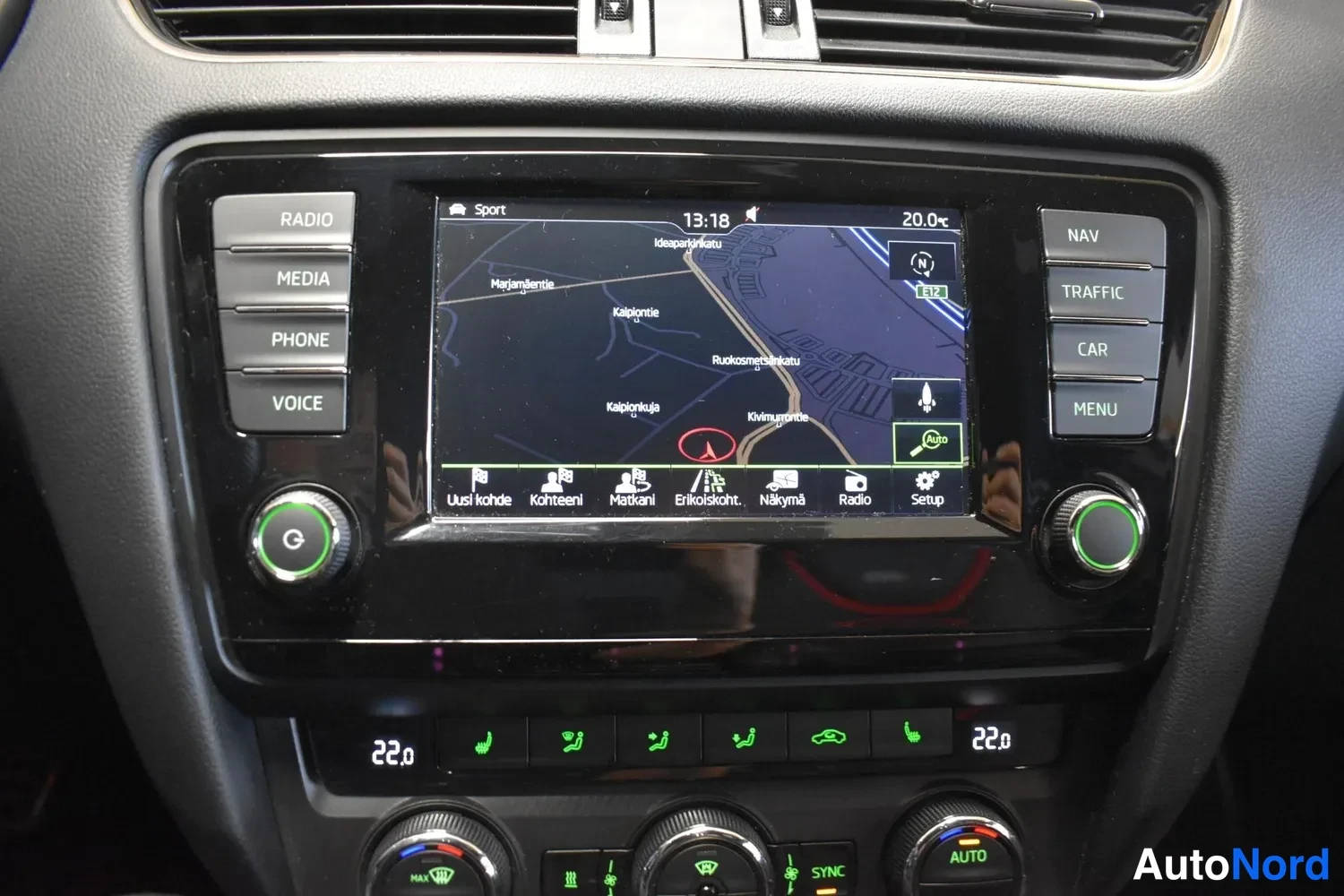 Musta Skoda Octavia 2016, ulkokuva 24 – Raisio