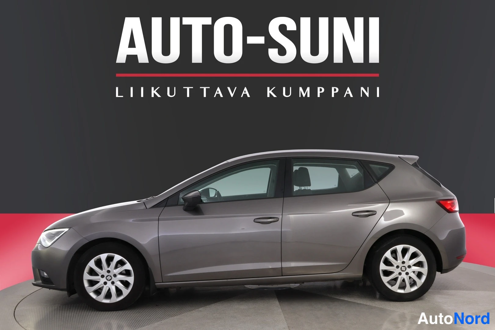 Harmaa Seat Leon 2016, sivulta, kuva 4