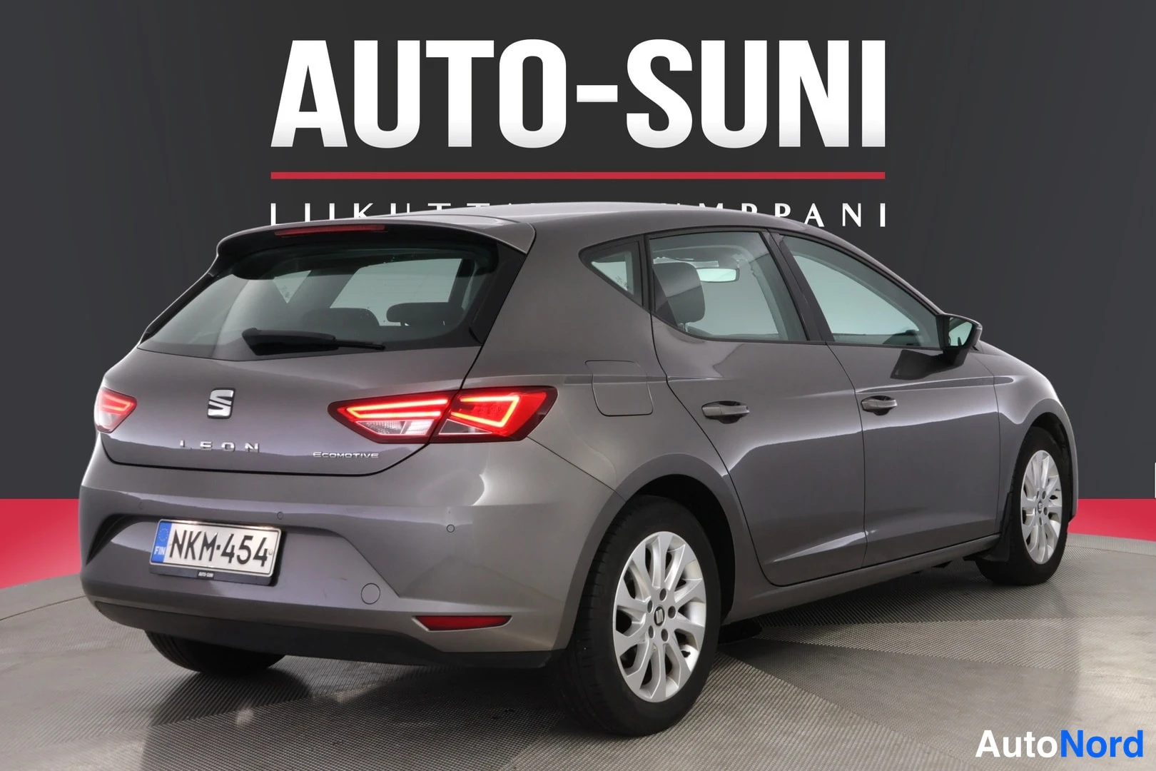 Harmaa Seat Leon 2016, takaviisto, kuva 5
