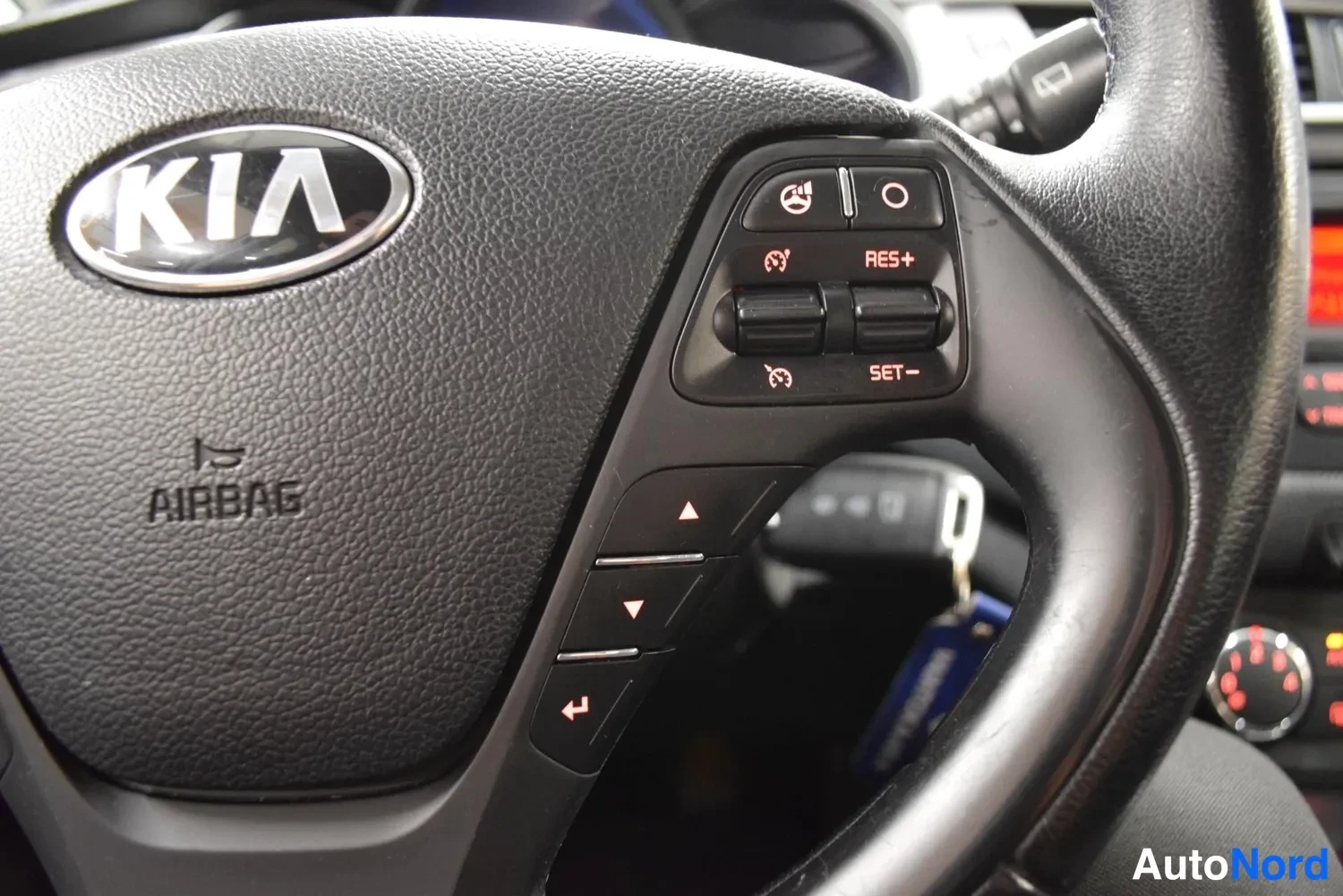 Beige Kia Ceed 2018, ulkokuva 17 – Raisio