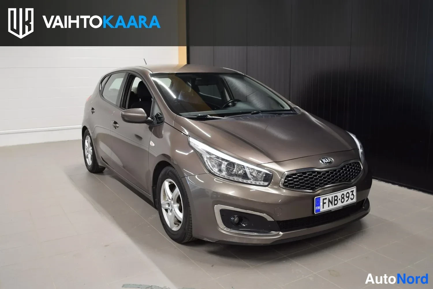 Beige Kia Ceed 2018, ulkokuva 6 – Raisio