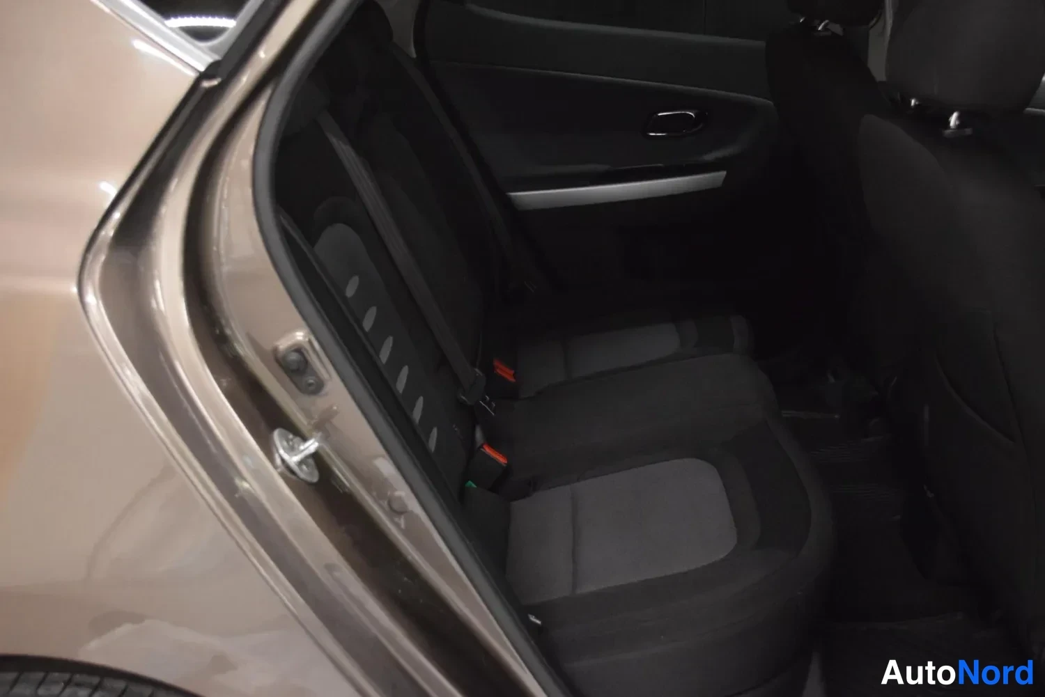 Ruskea Kia Ceed 2014, ulkokuva 13 – Raisio