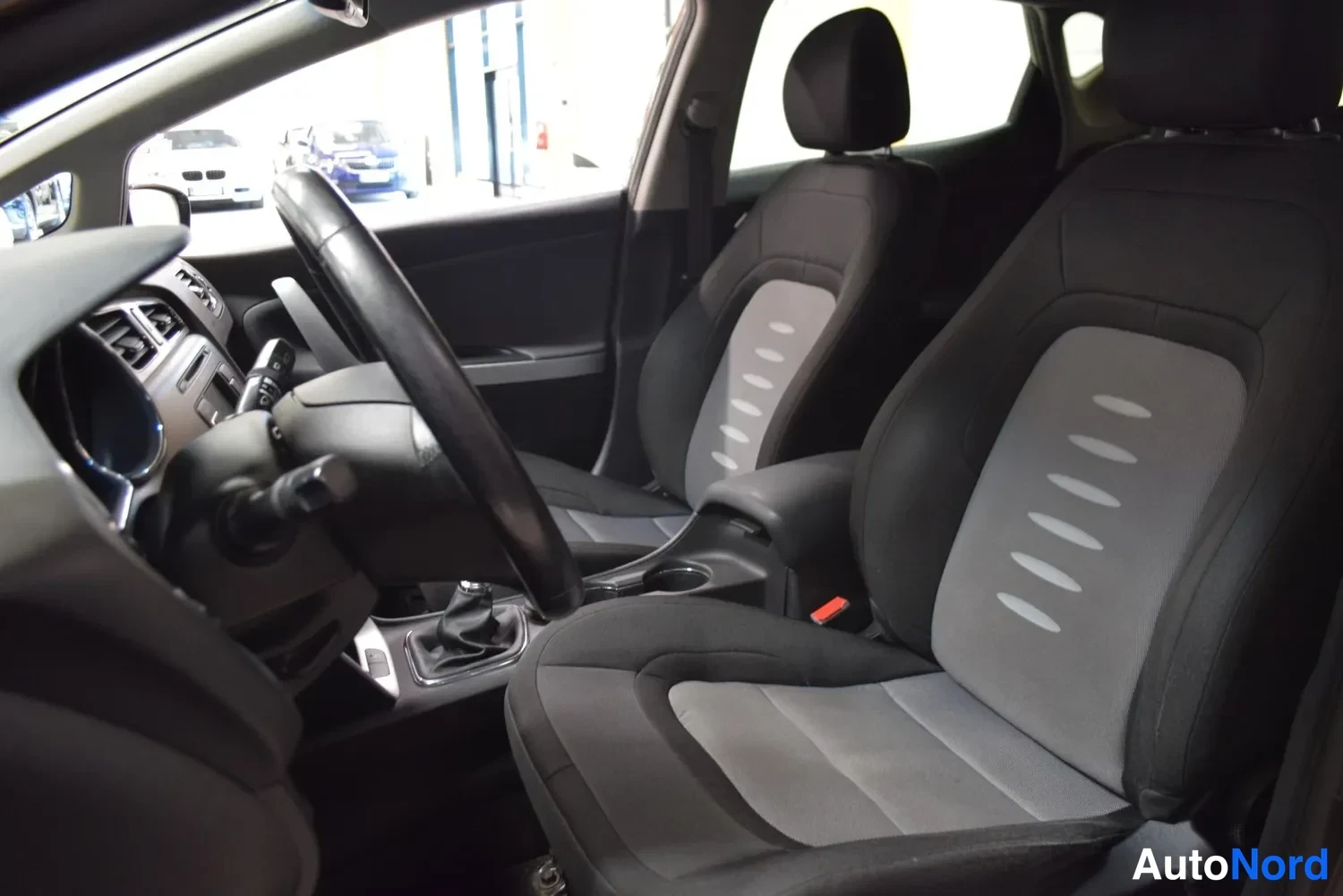 Ruskea Kia Ceed 2014, ulkokuva 9 – Raisio