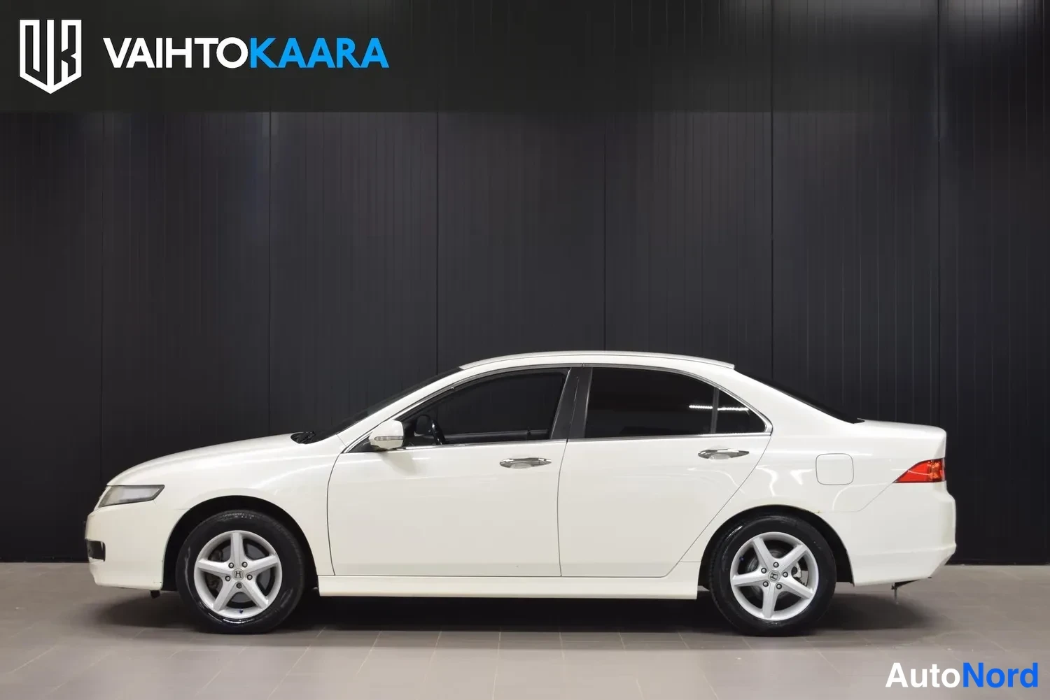Valkoinen Honda Accord 2008, ulkokuva 2 – Raisio