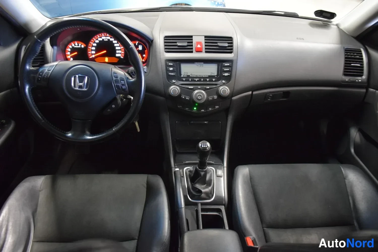 Valkoinen Honda Accord 2008, ulkokuva 15 – Raisio