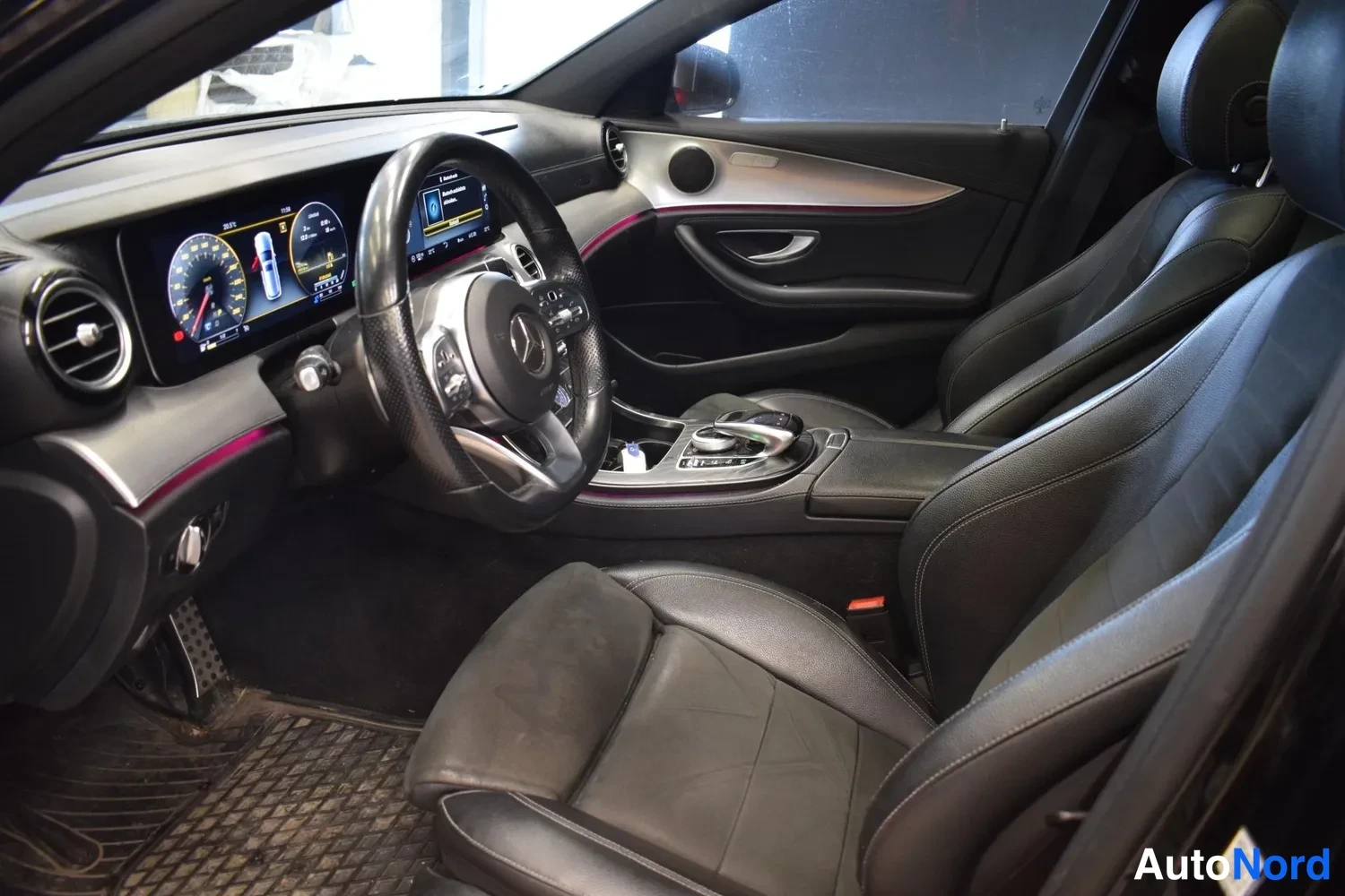 Musta Mercedes-Benz E 220 d 4MATIC 2018, ulkokuva 3 – Raisio