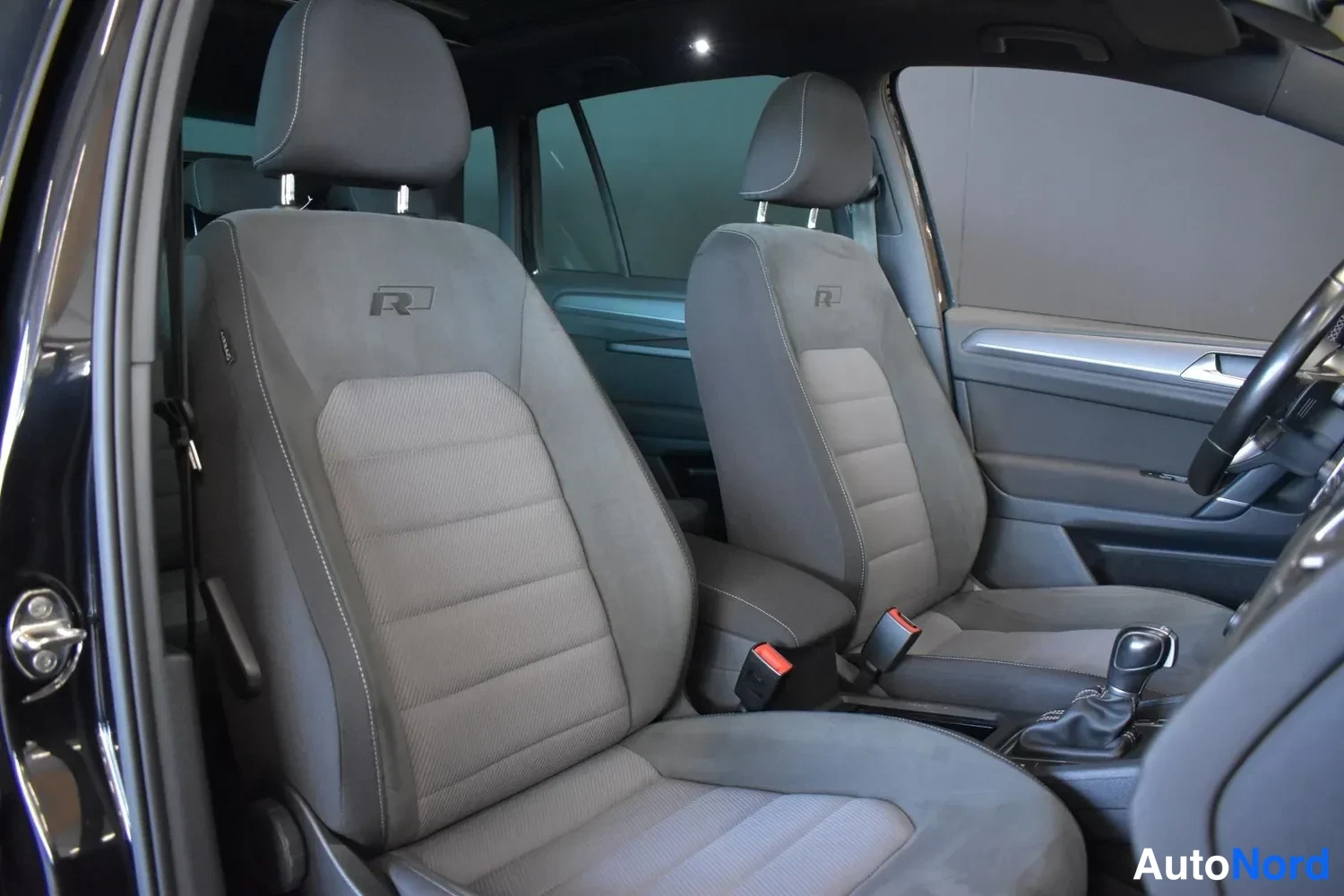 Musta Volkswagen Golf Sportsvan 2017, ulkokuva 14 – Raisio
