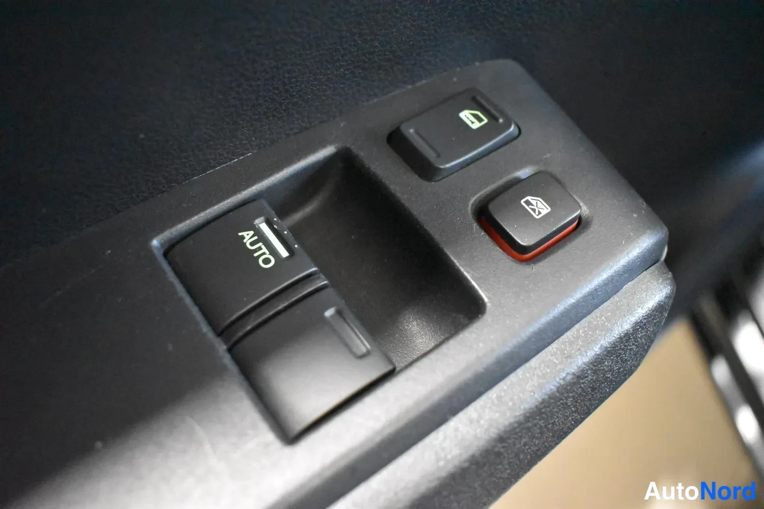 Musta Honda Jazz 2009, ulkokuva 12 – Raisio