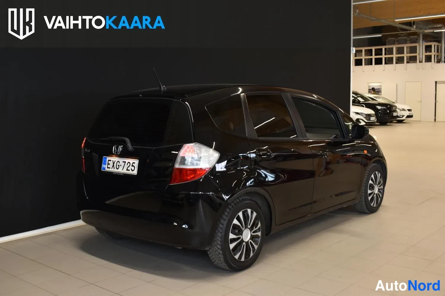 Musta Honda Jazz 2009, ulkokuva 4 – Raisio