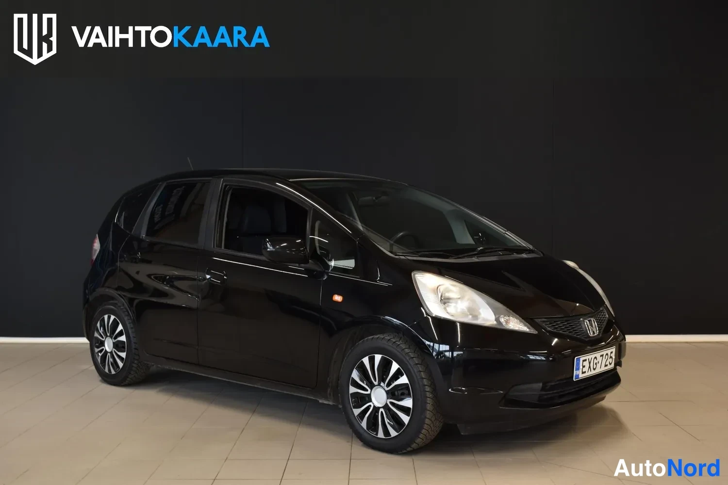 Musta Honda Jazz 2009, ulkokuva 6 – Raisio