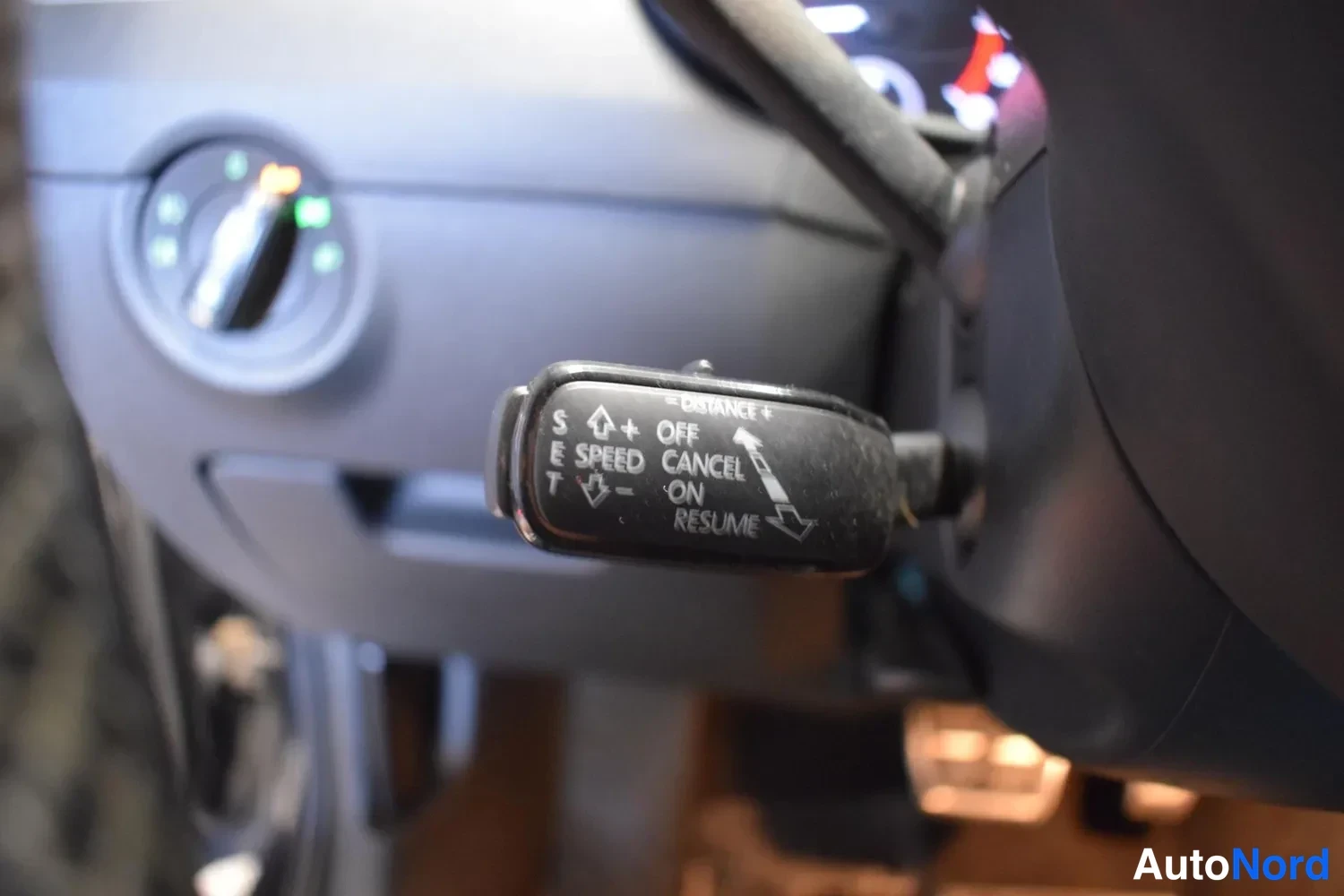 Musta Skoda Octavia 2016, ulkokuva 19 – Raisio