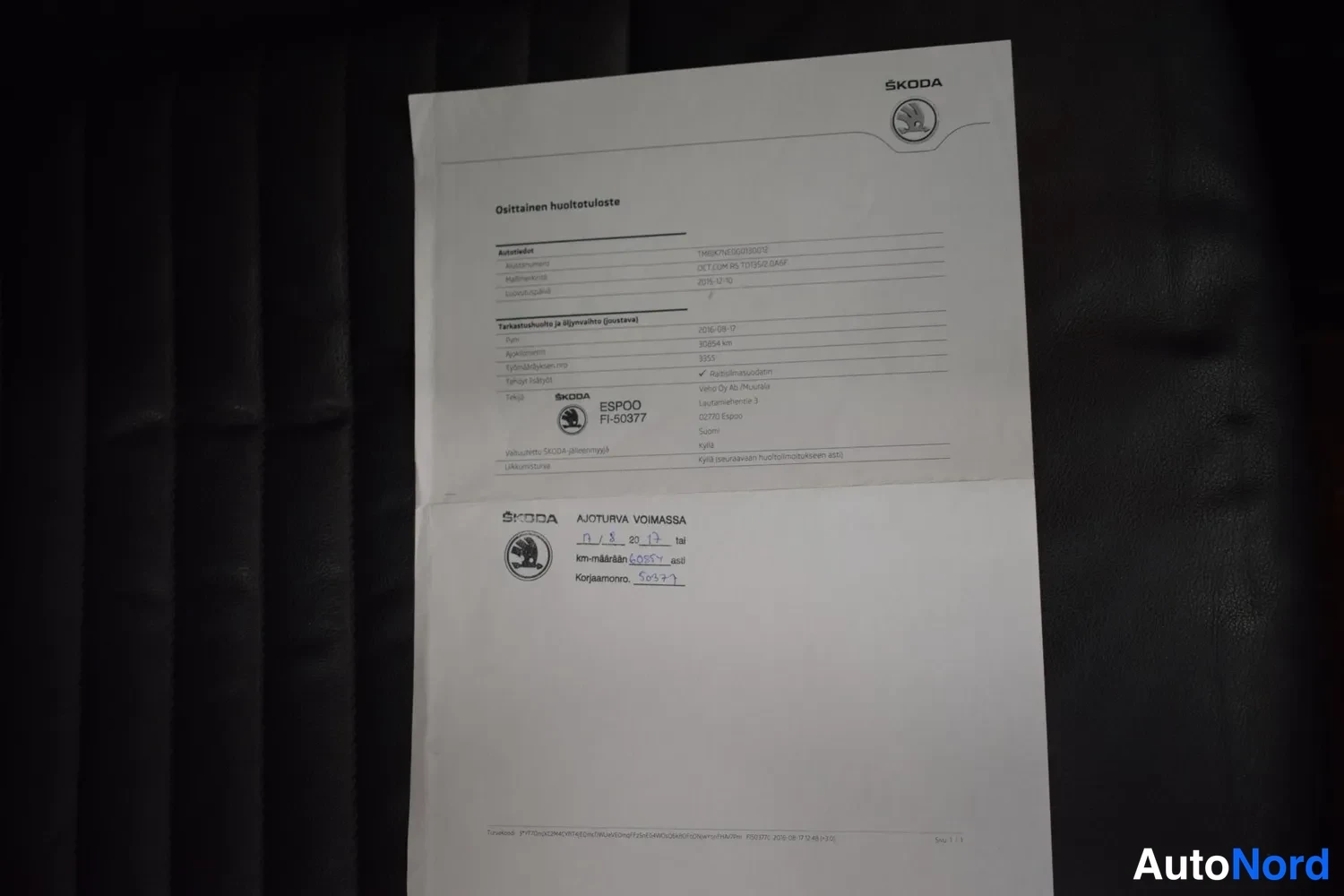 Musta Skoda Octavia 2016, ulkokuva 27 – Raisio