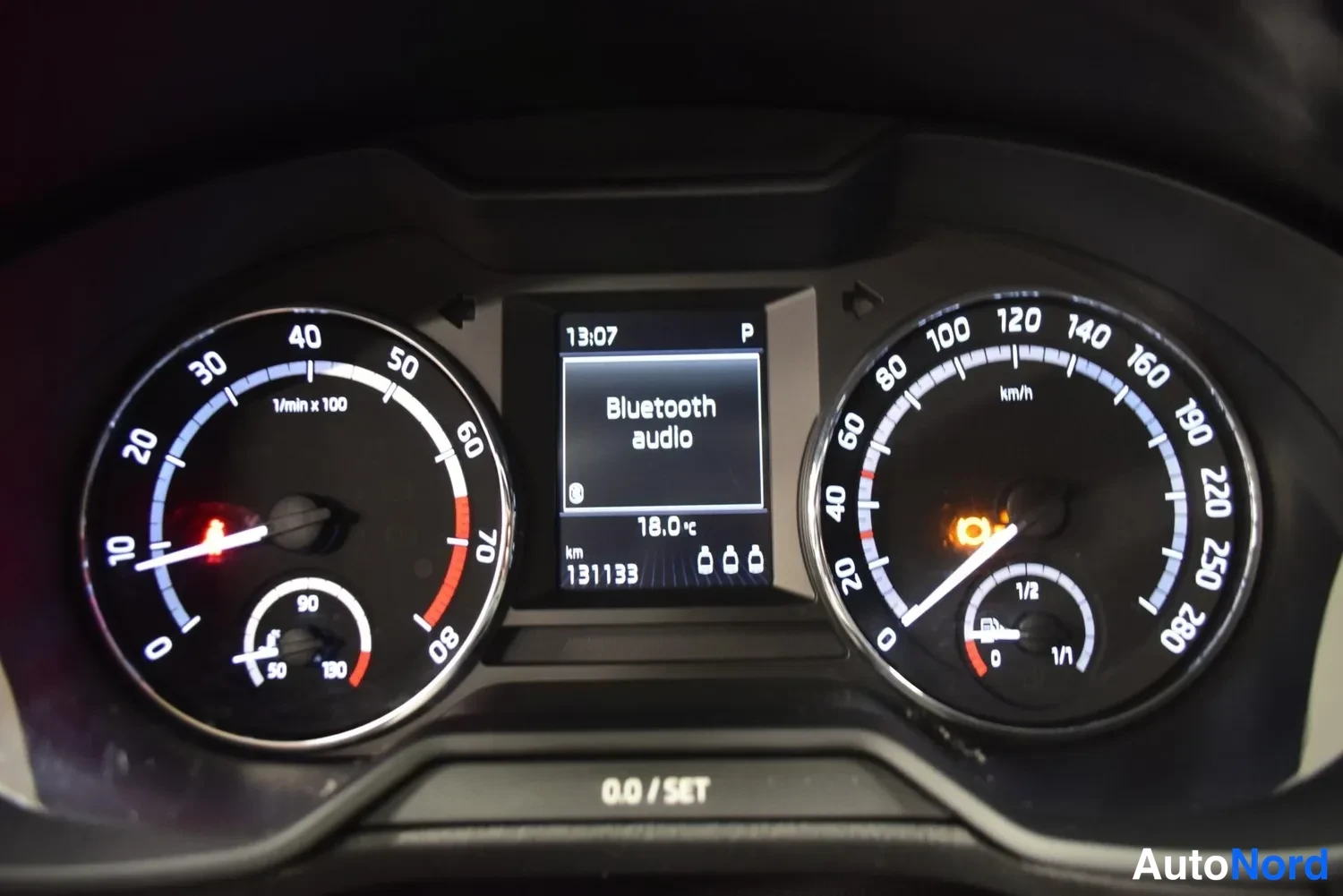 Punainen Skoda Octavia 2015, ulkokuva 15 – Raisio