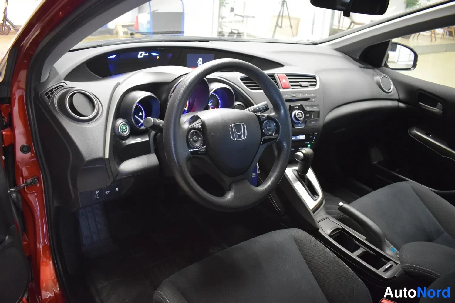 Punainen Honda Civic Tourer 2015, ulkokuva 8 – Raisio