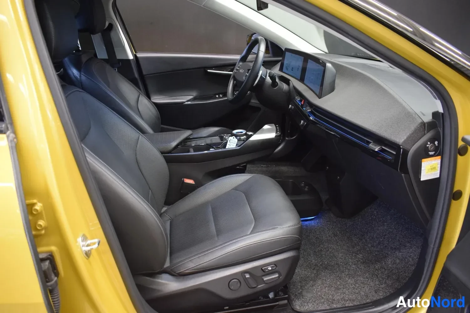 Keltainen Kia EV6 2022, ulkokuva 10 – Raisio