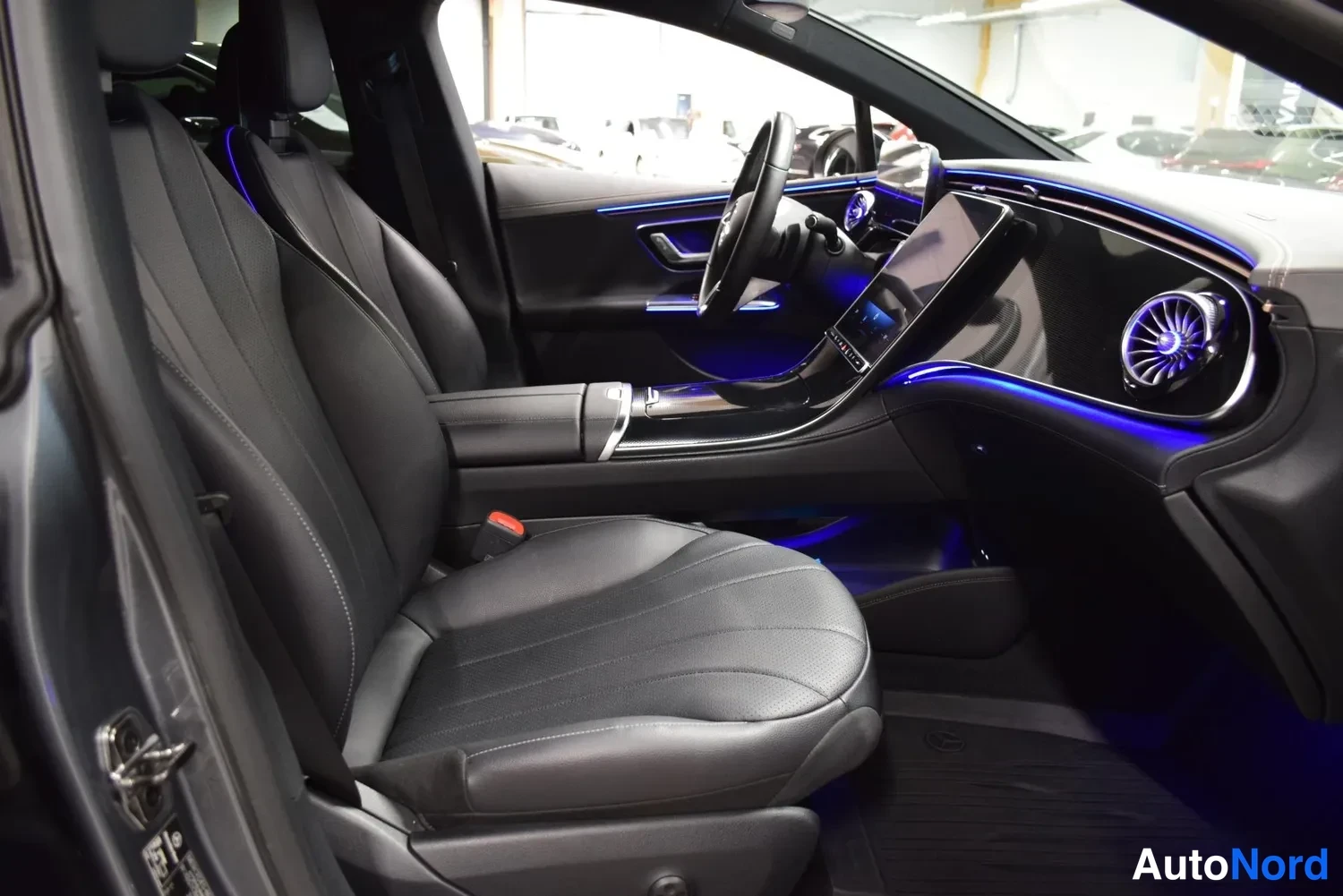 Harmaa Mercedes-Benz EQE 350 4MATIC 2023, ulkokuva 10 – Raisio