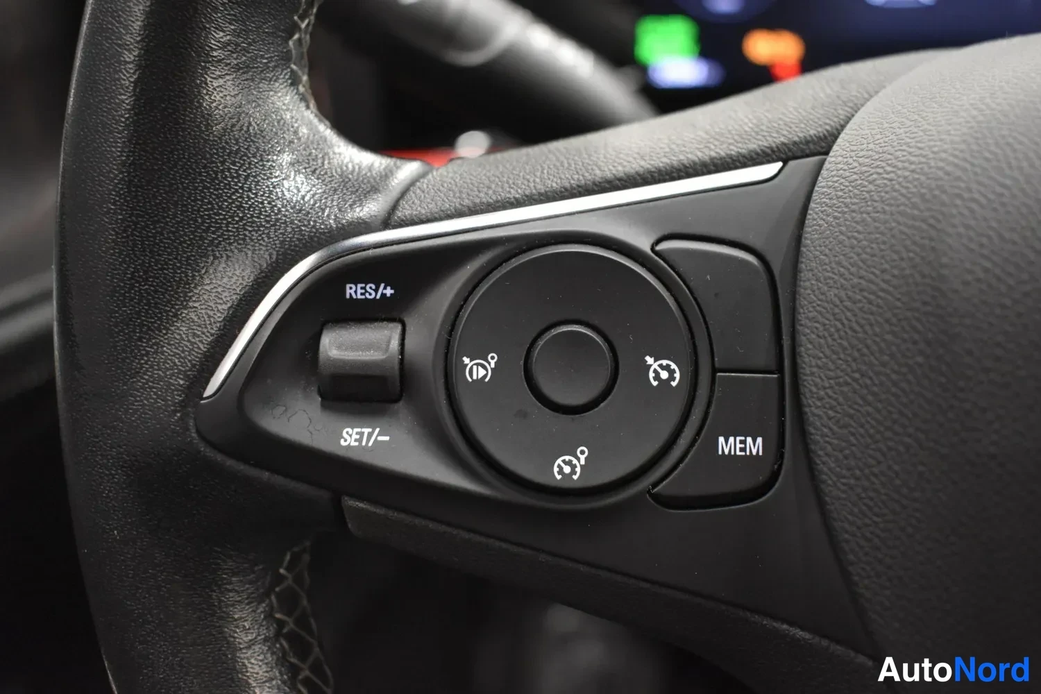 Harmaa Opel Mokka-e 2022, ulkokuva 17 – Raisio