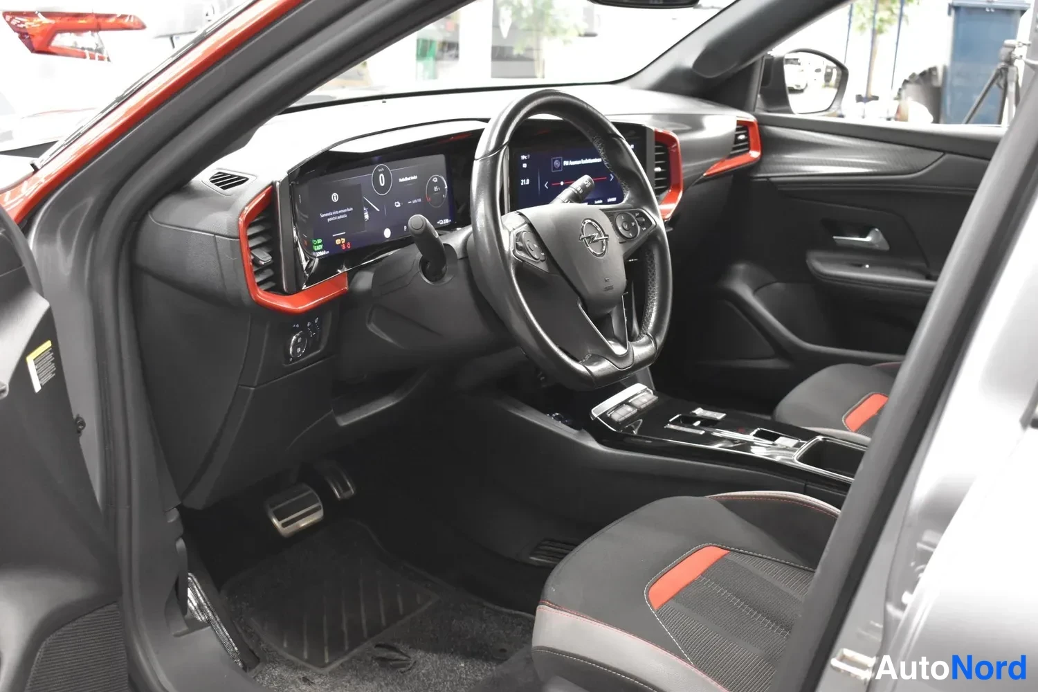 Harmaa Opel Mokka-e 2022, ulkokuva 8 – Raisio