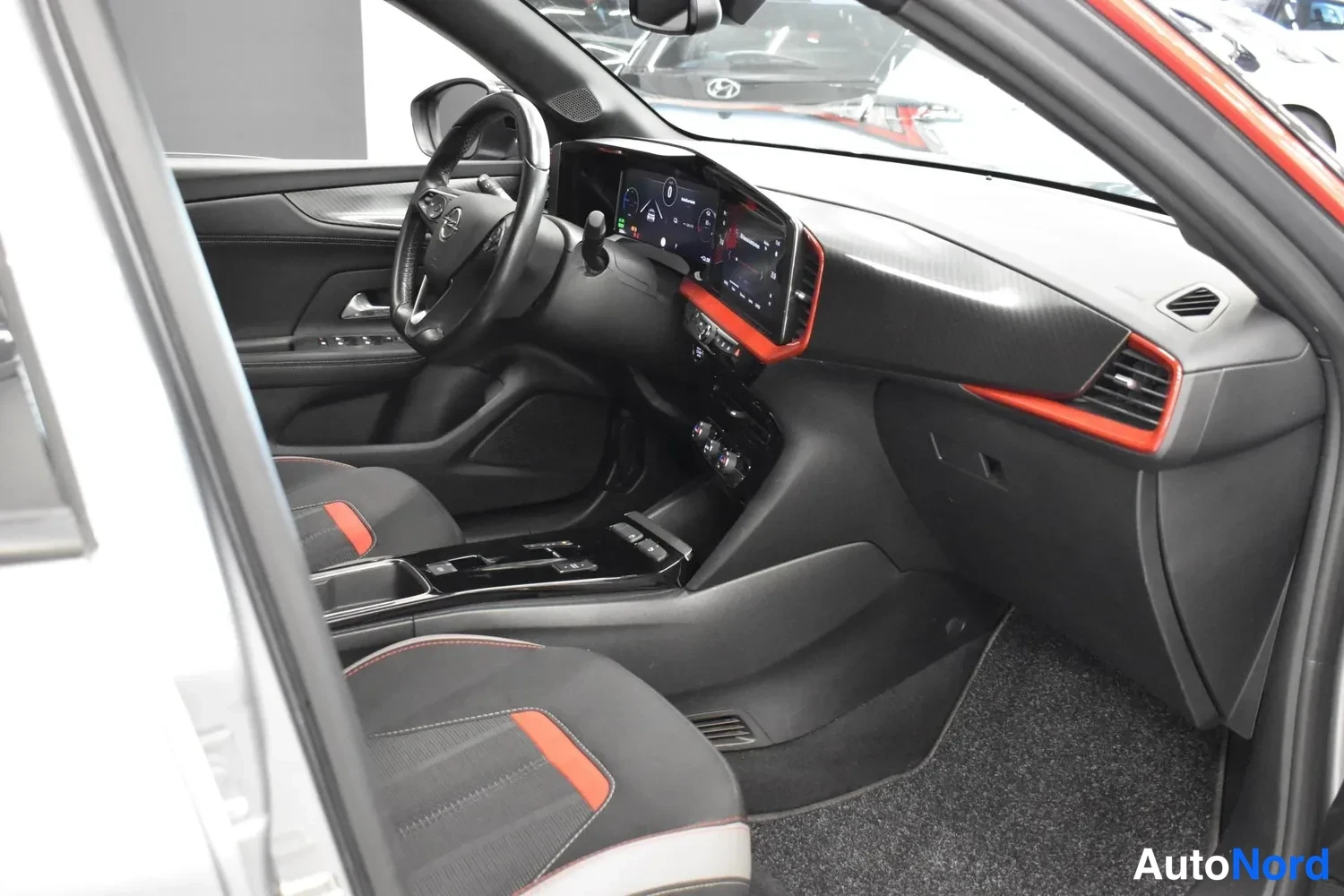 Harmaa Opel Mokka-e 2022, ulkokuva 10 – Raisio