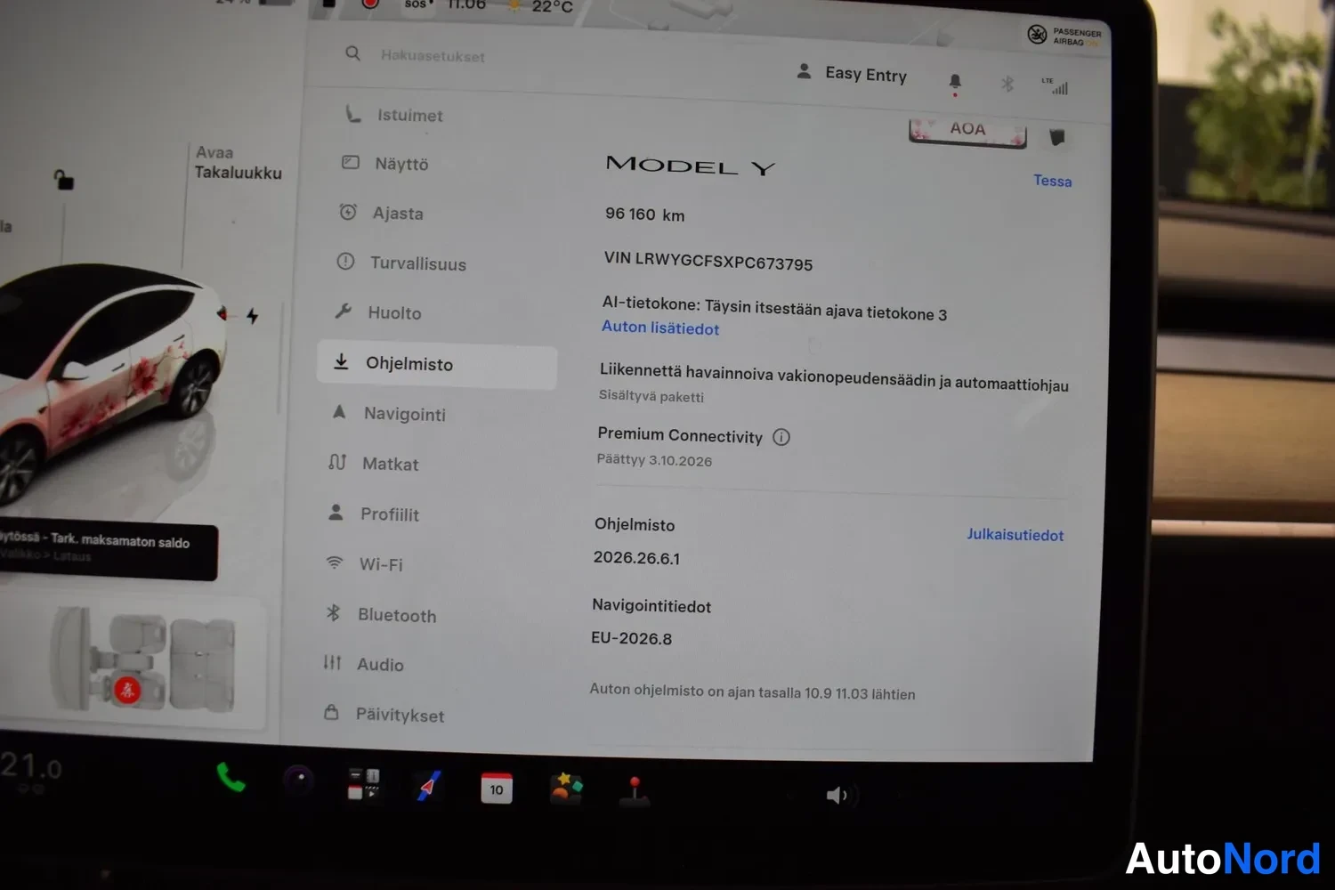 Valkoinen Tesla Model Y 2023, ulkokuva 14 – Raisio