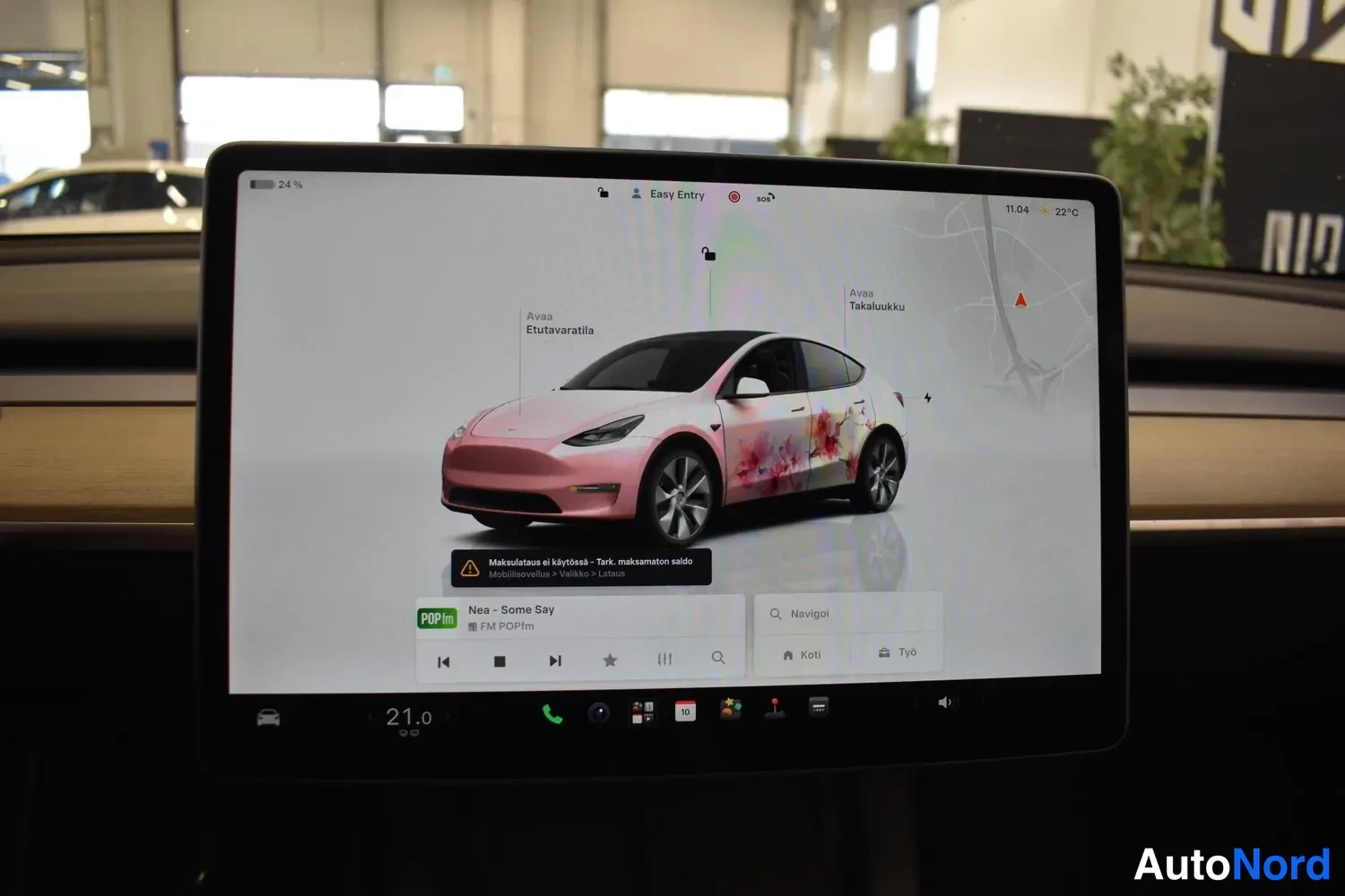 Valkoinen Tesla Model Y 2023, ulkokuva 10 – Raisio
