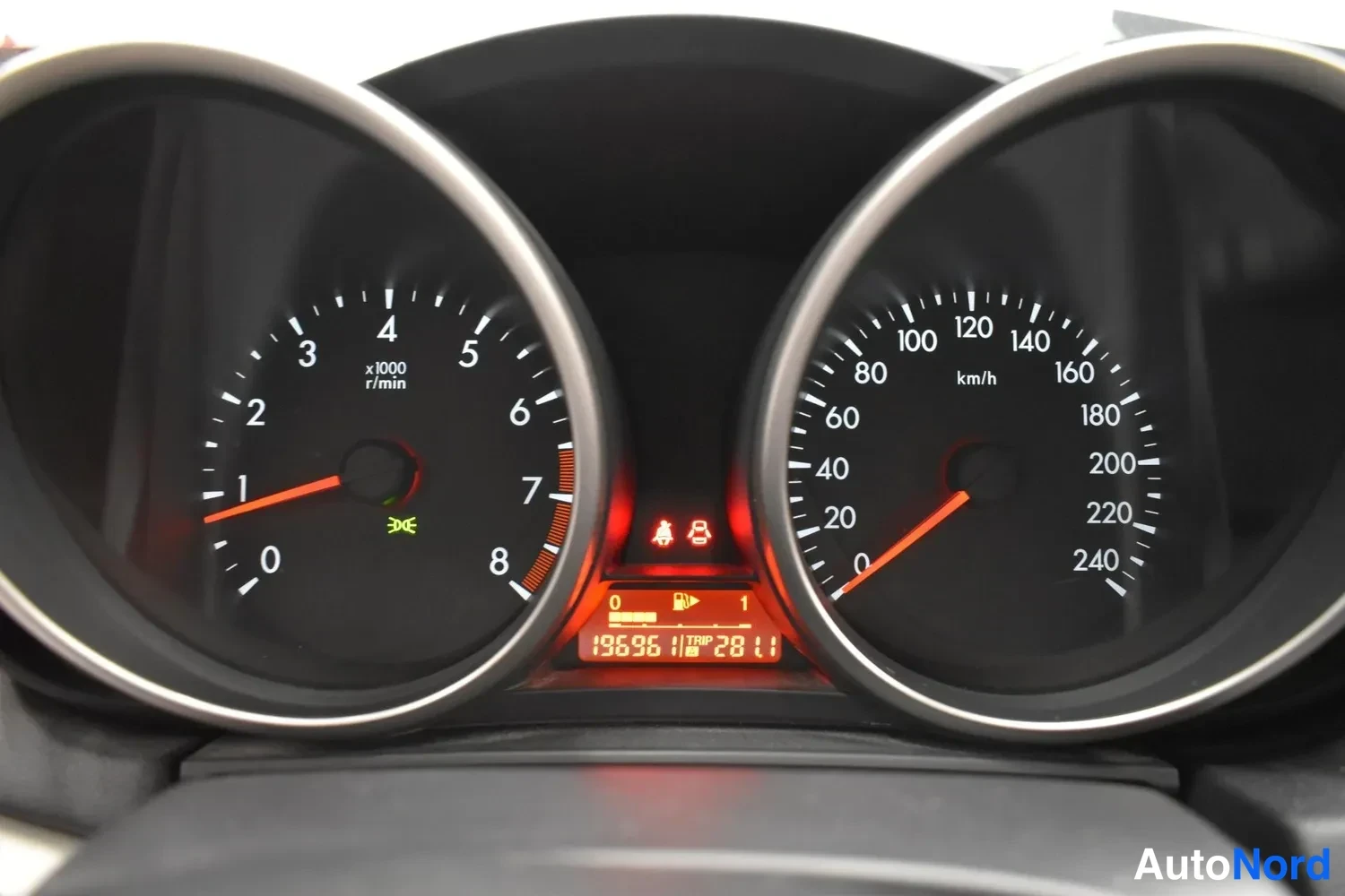 Harmaa Mazda 3 2010, ulkokuva 14 – Raisio