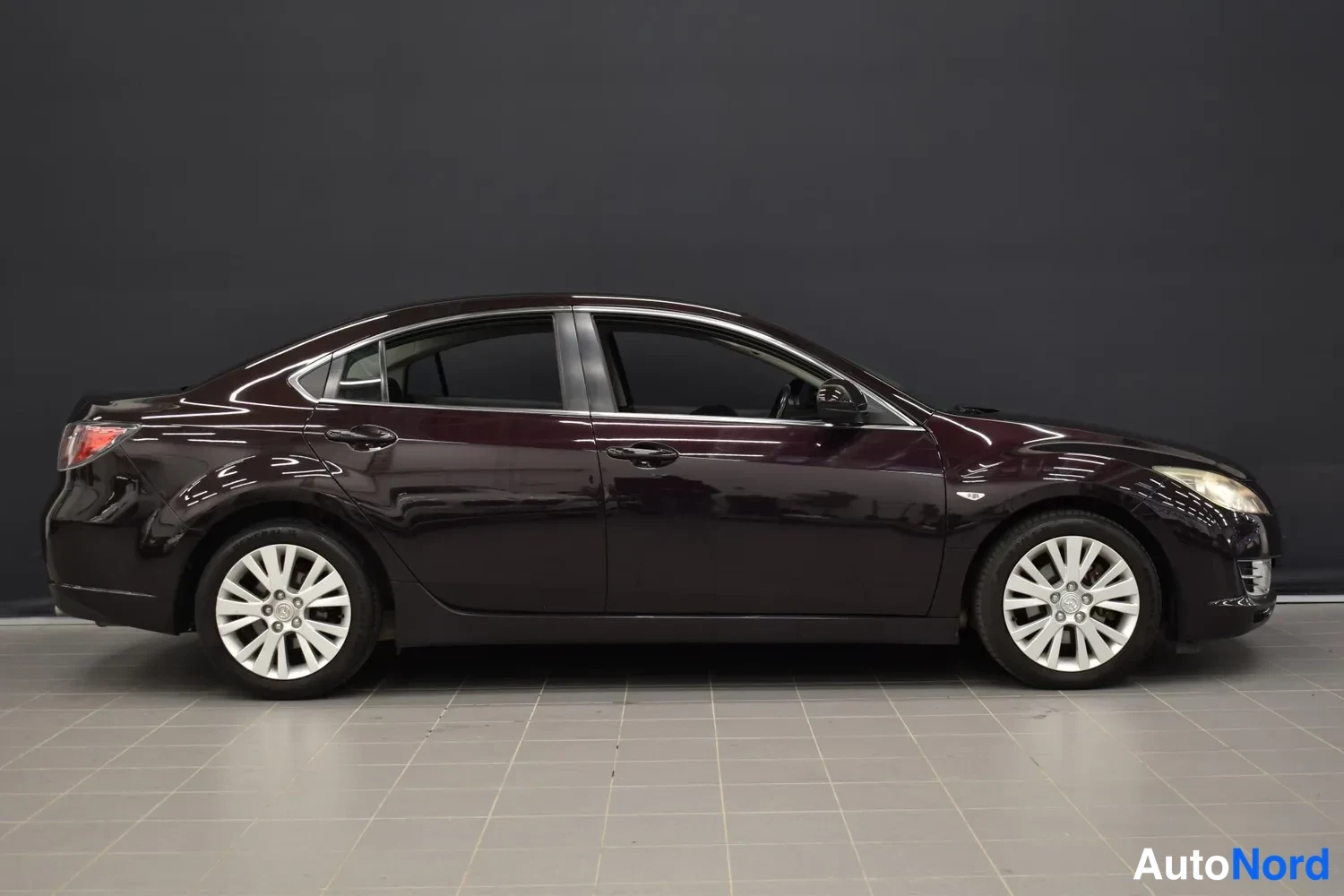 Punainen Mazda 6 2009, ulkokuva 5 – Raisio