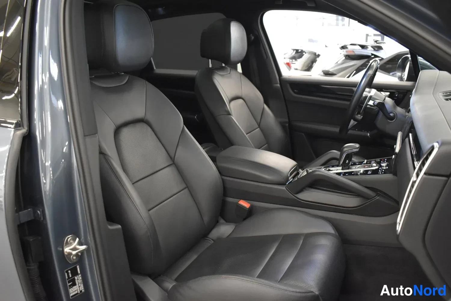 Sininen Porsche Cayenne 2019, ulkokuva 11 – Raisio