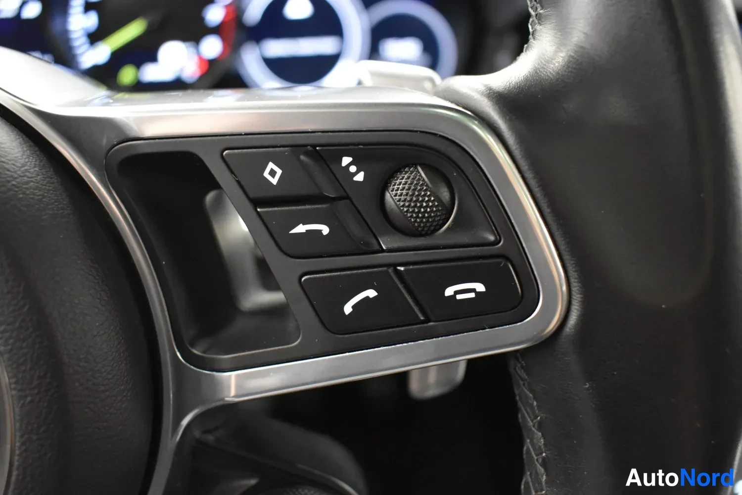Sininen Porsche Cayenne 2019, ulkokuva 15 – Raisio