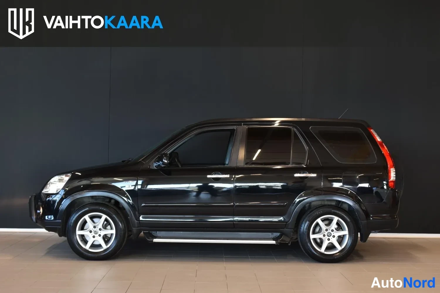 Musta Honda CR-V 2005, ulkokuva 2 – Raisio