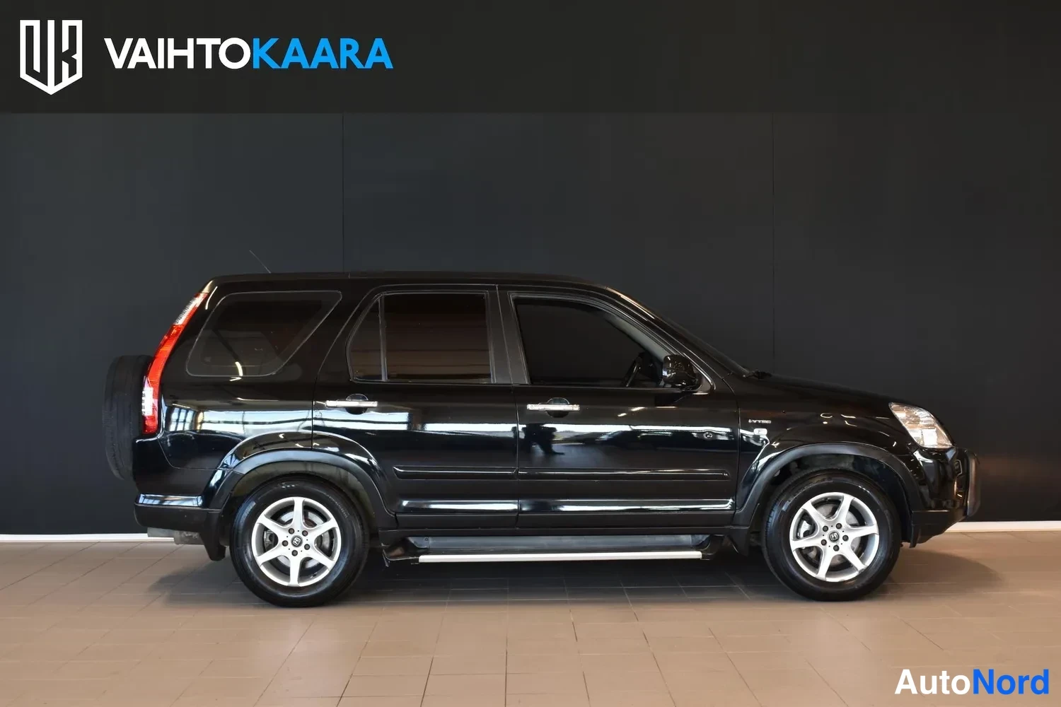 Musta Honda CR-V 2005, ulkokuva 4 – Raisio