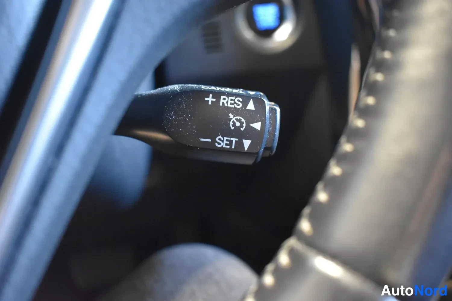 Harmaa Toyota Auris 2016, ulkokuva 15 – Raisio