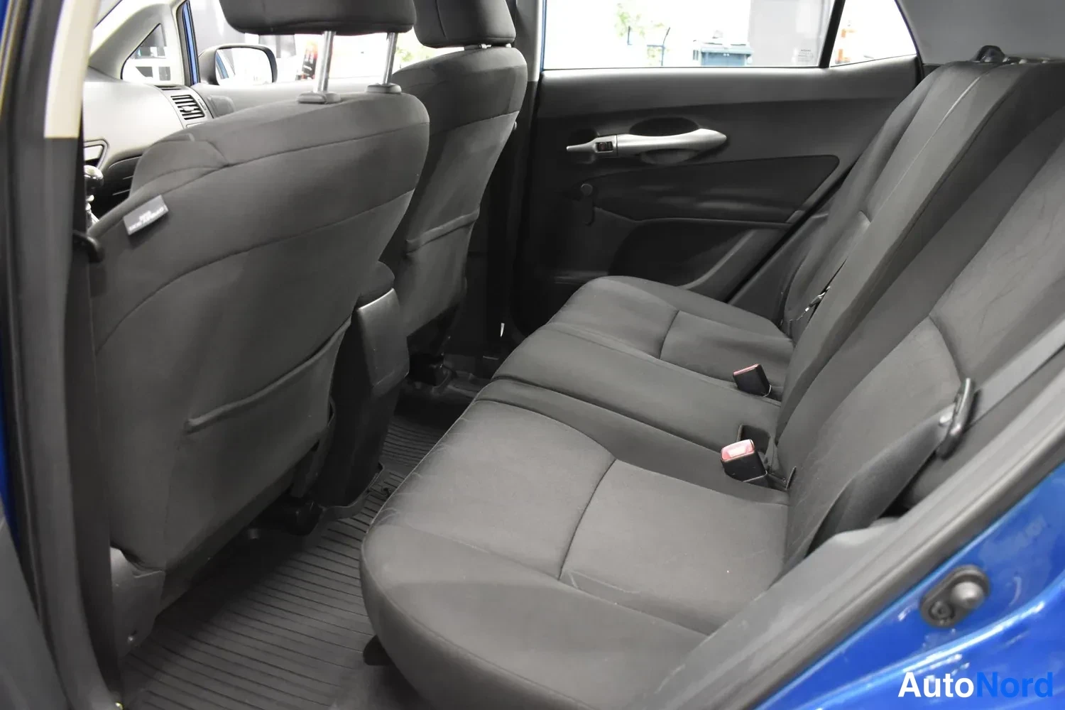 Sininen Toyota Auris 2011, kuva 12