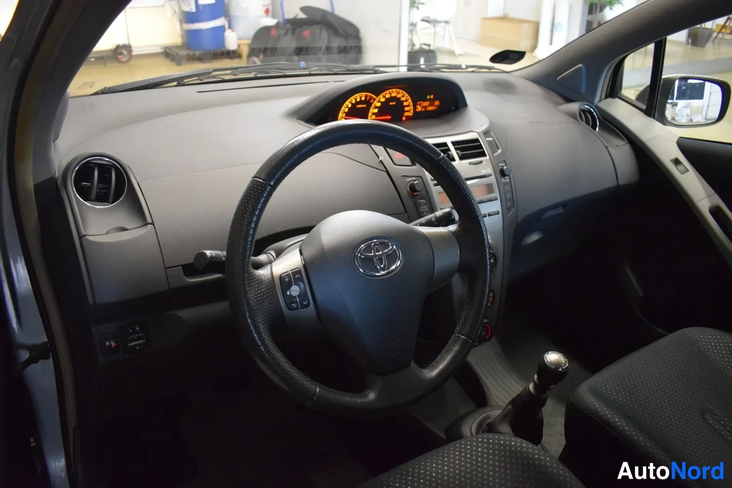 Hopea Toyota Yaris 2010, ulkokuva 7 – Raisio