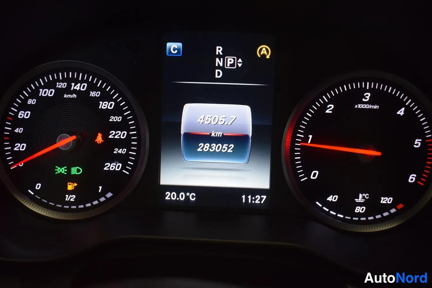 Musta Mercedes-Benz C 200 BlueTEC 2015, ulkokuva 13 – Raisio