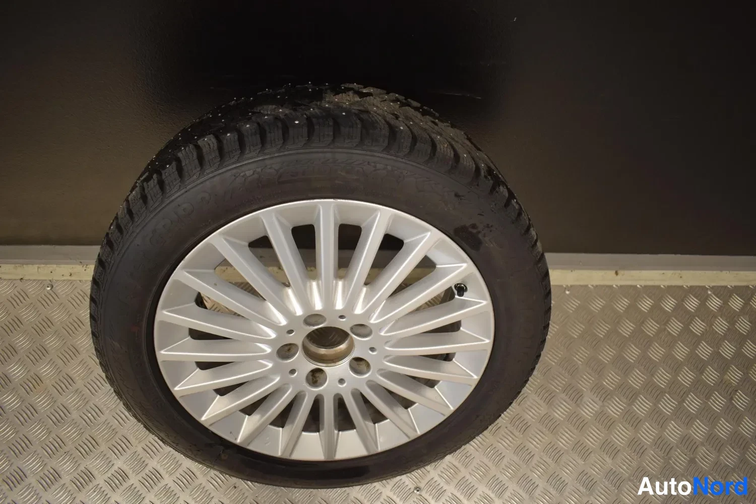 Musta Mercedes-Benz C 200 BlueTEC 2015, ulkokuva 20 – Raisio