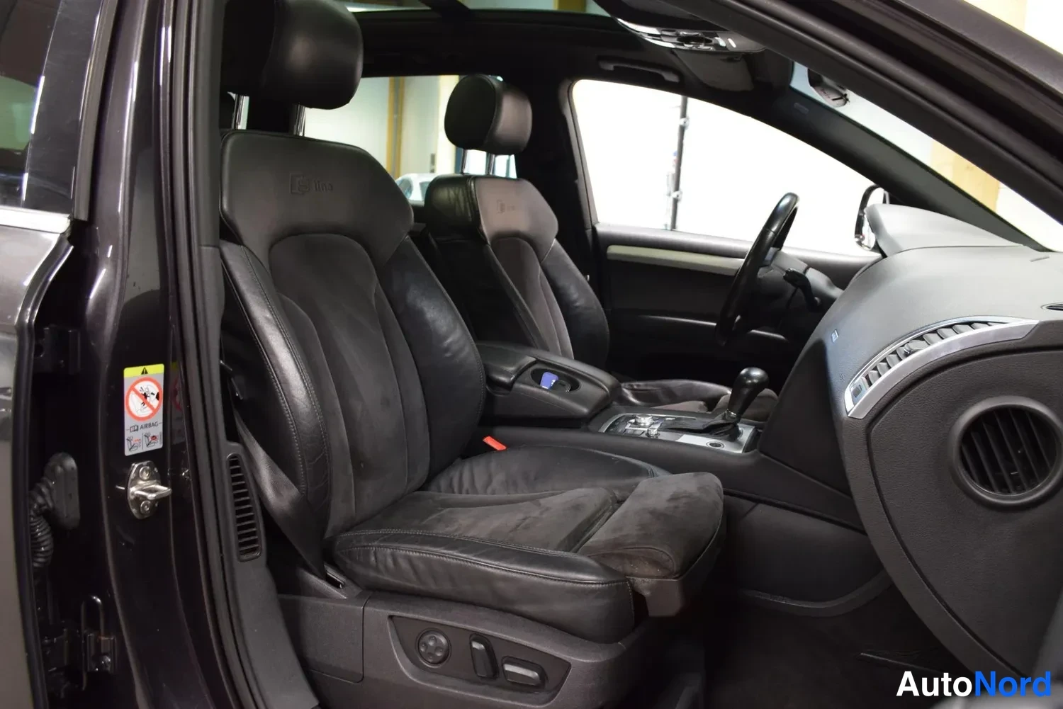 Harmaa Audi Q7 2008, ulkokuva 12 – Raisio