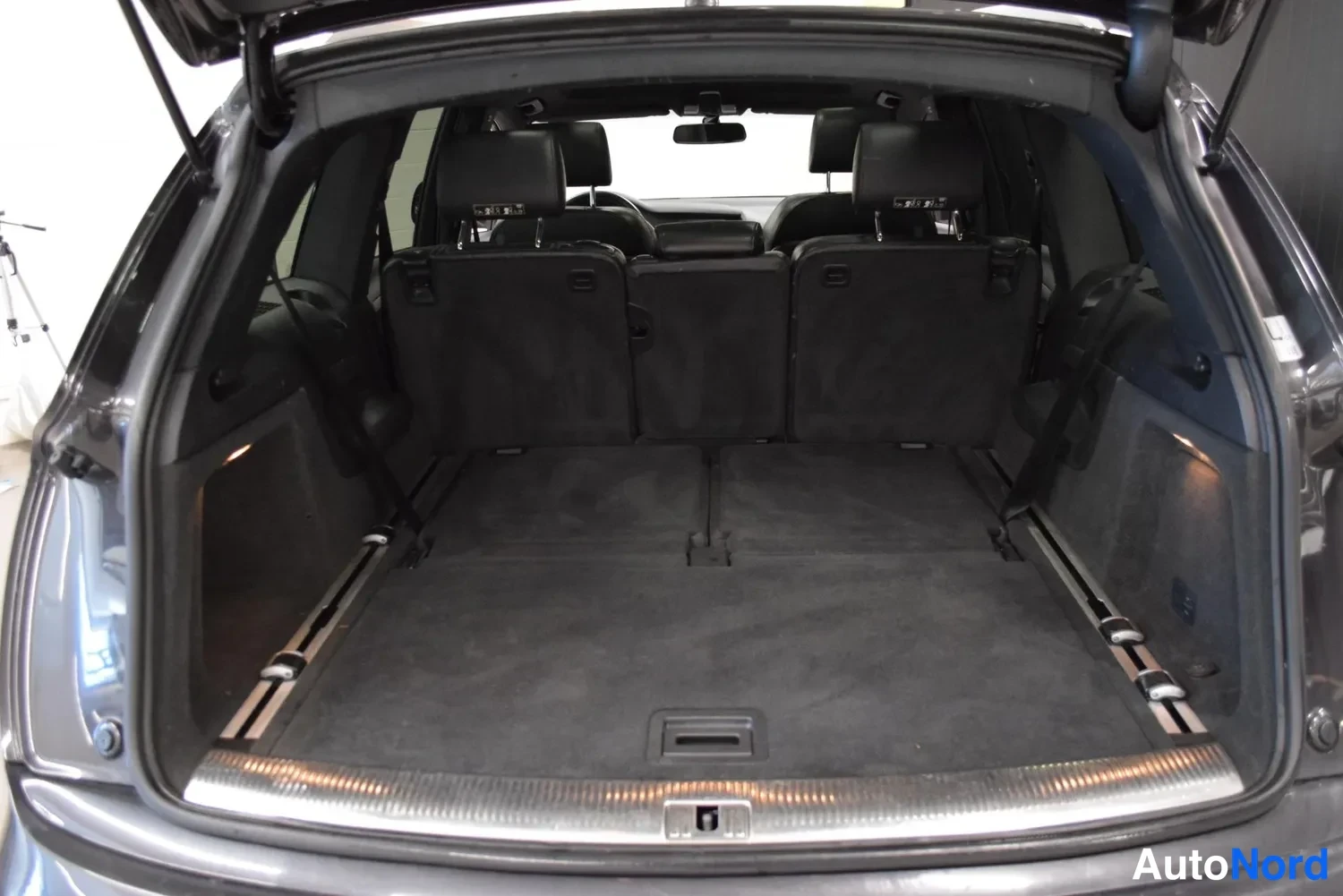 Harmaa Audi Q7 2008, ulkokuva 15 – Raisio