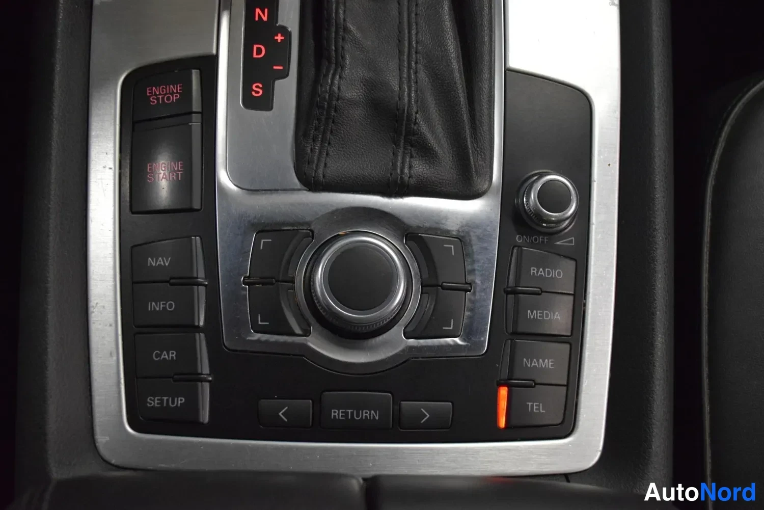 Harmaa Audi Q7 2008, ulkokuva 28 – Raisio