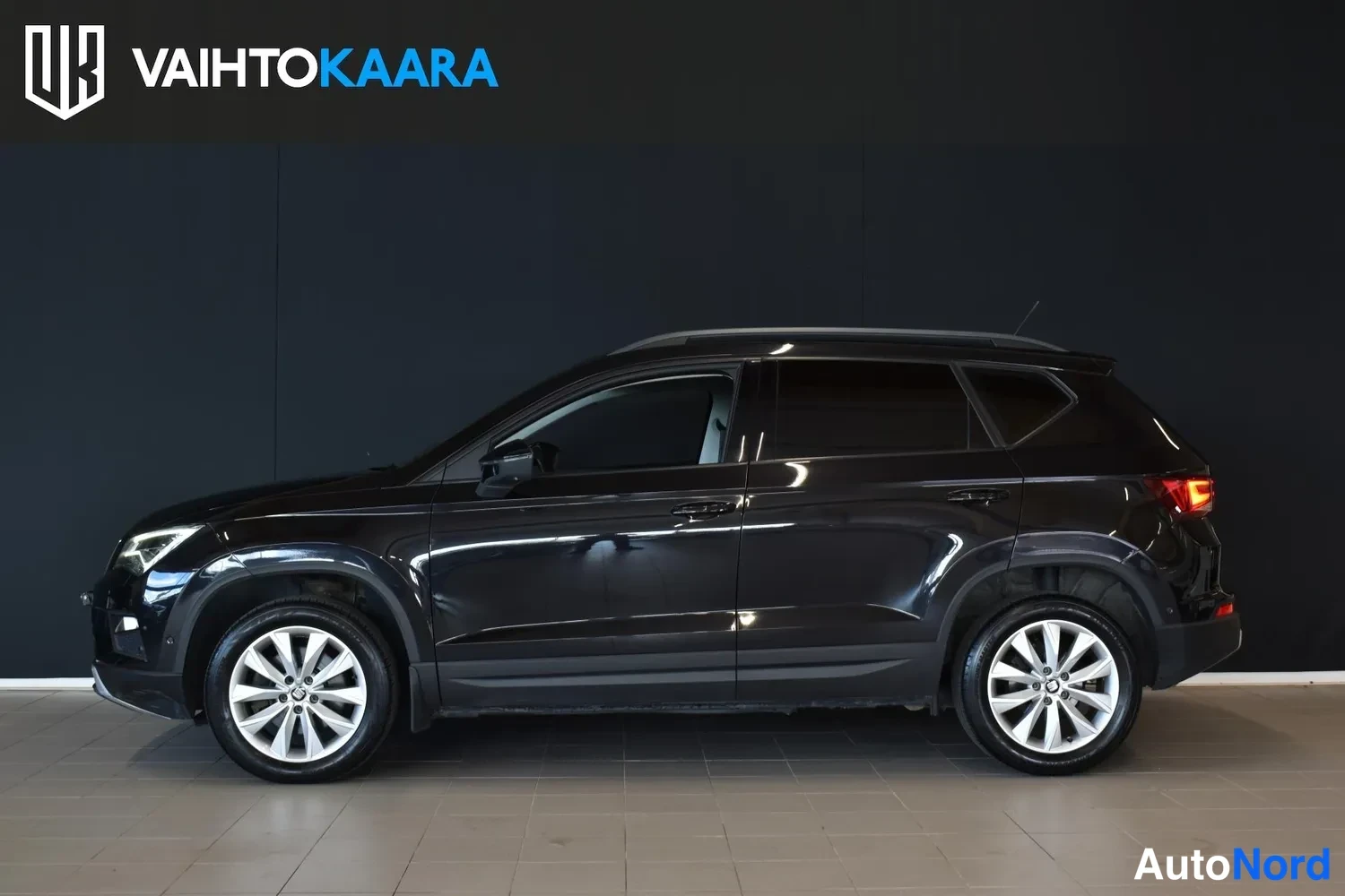 Musta Seat Ateca 2017, ulkokuva 2 – Raisio