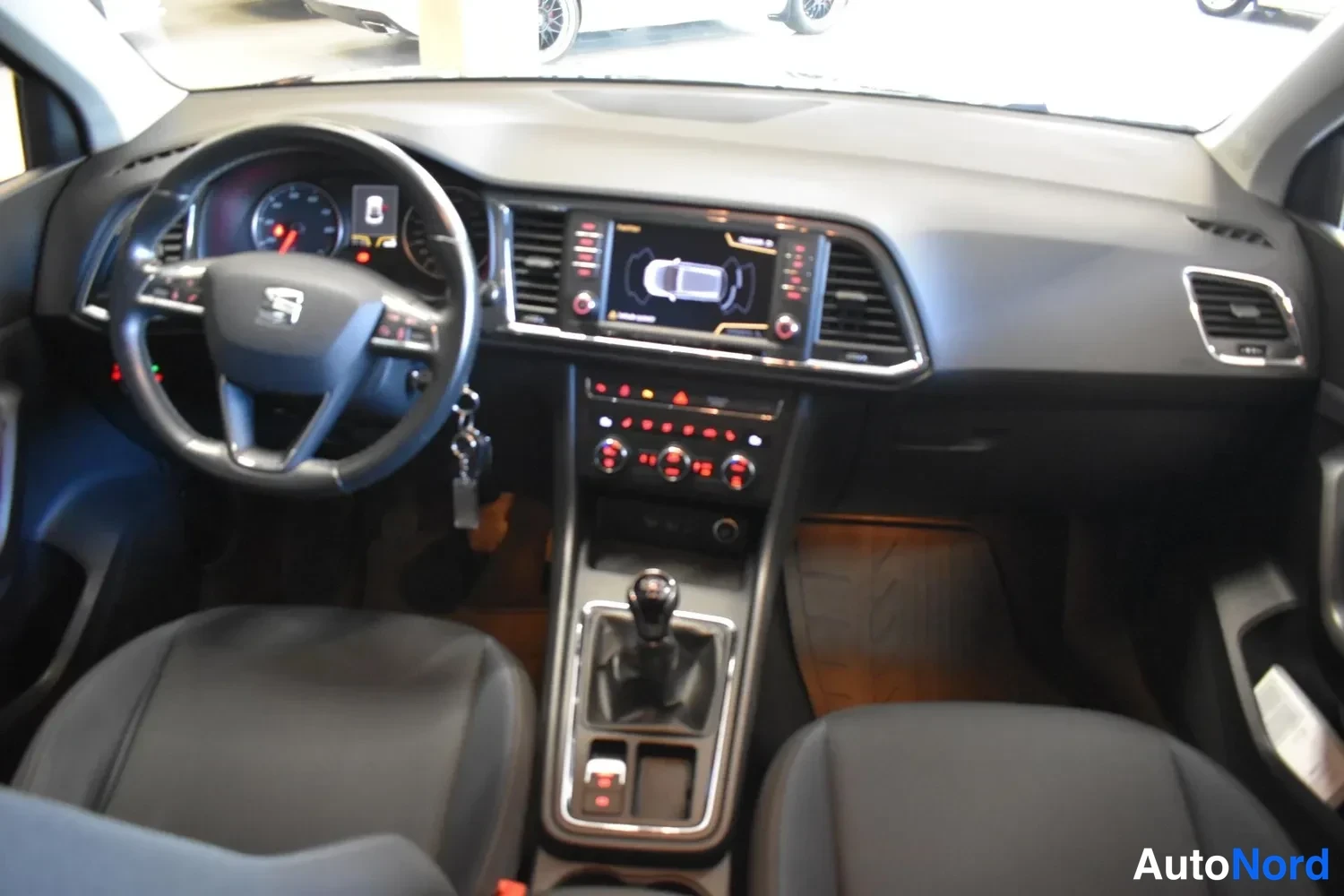 Musta Seat Ateca 2017, ulkokuva 11 – Raisio