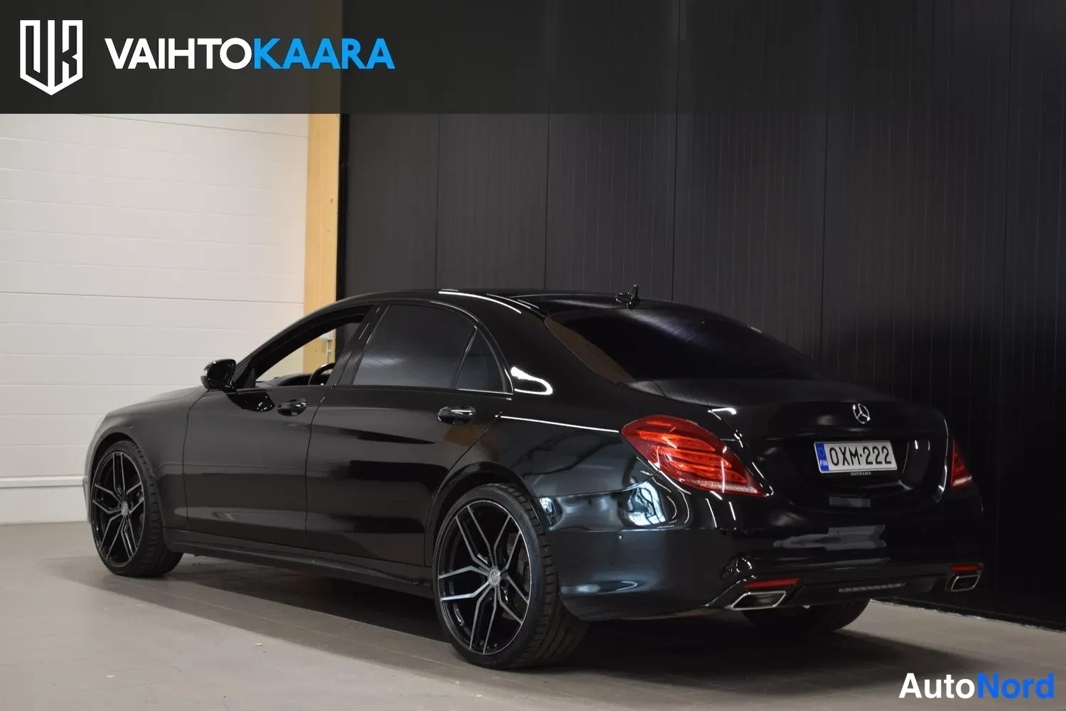 Musta Mercedes-Benz S 500 e 2015, ulkokuva 3 – Raisio